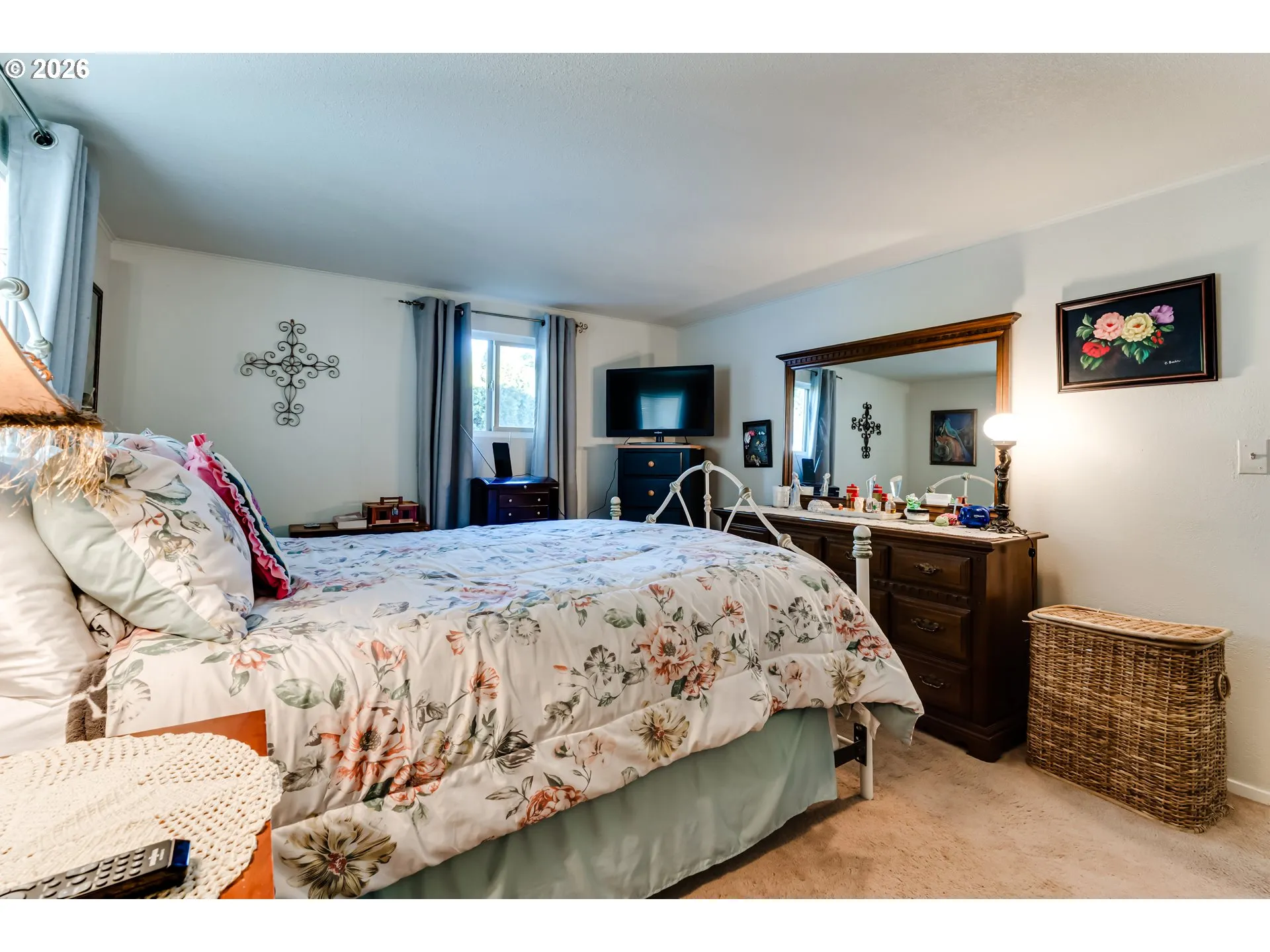 Bedroom, Primary