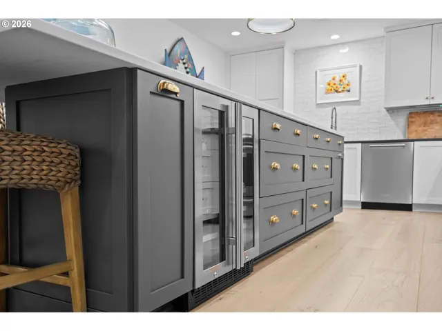 Kitchen-Island