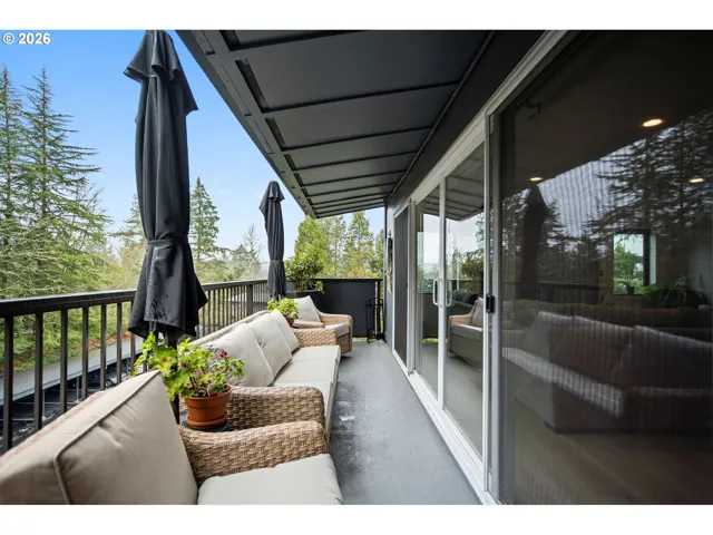 Deck-Main