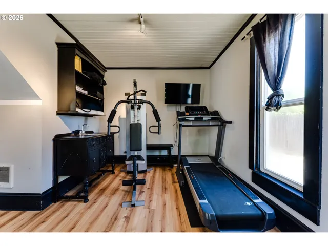 Bedroom-Main
