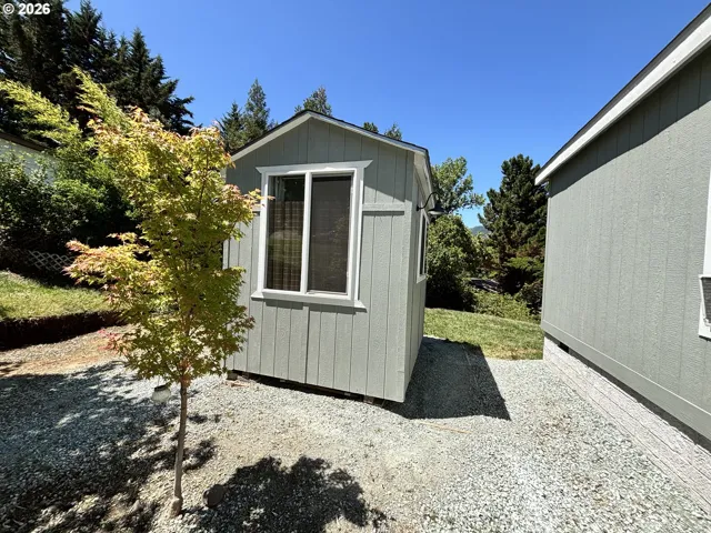 Shed