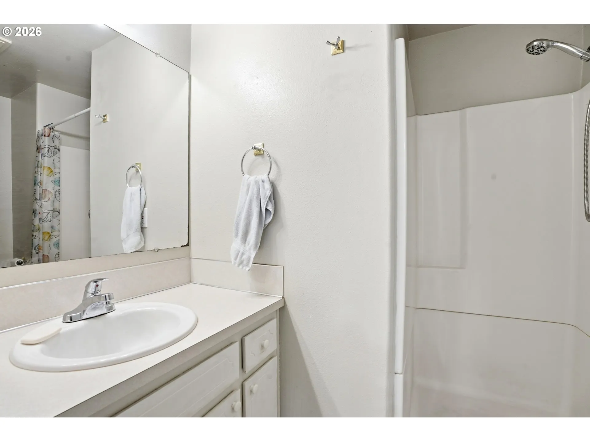 Primary Bedroom-Attached Bathroom