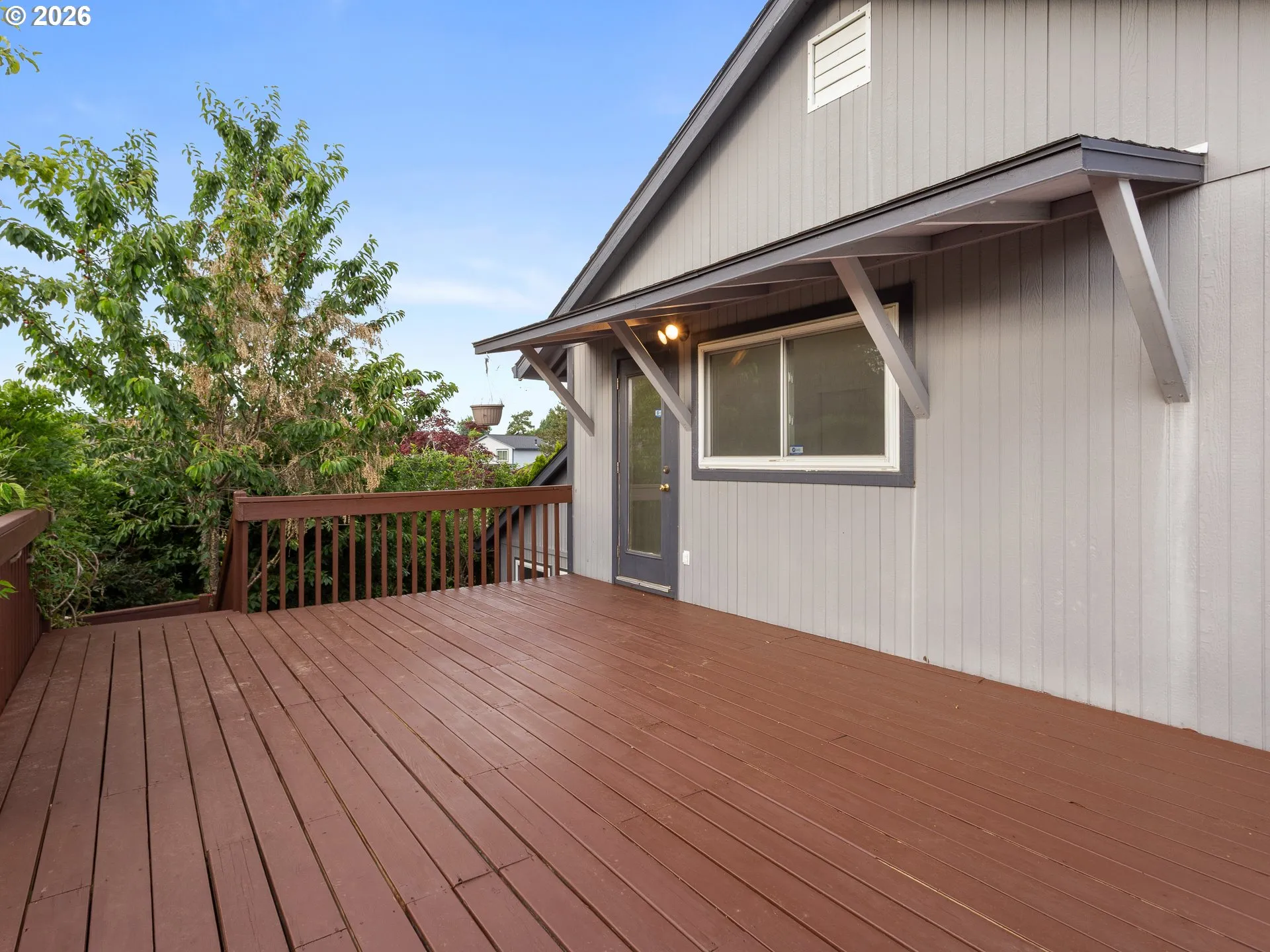 Deck-Upper