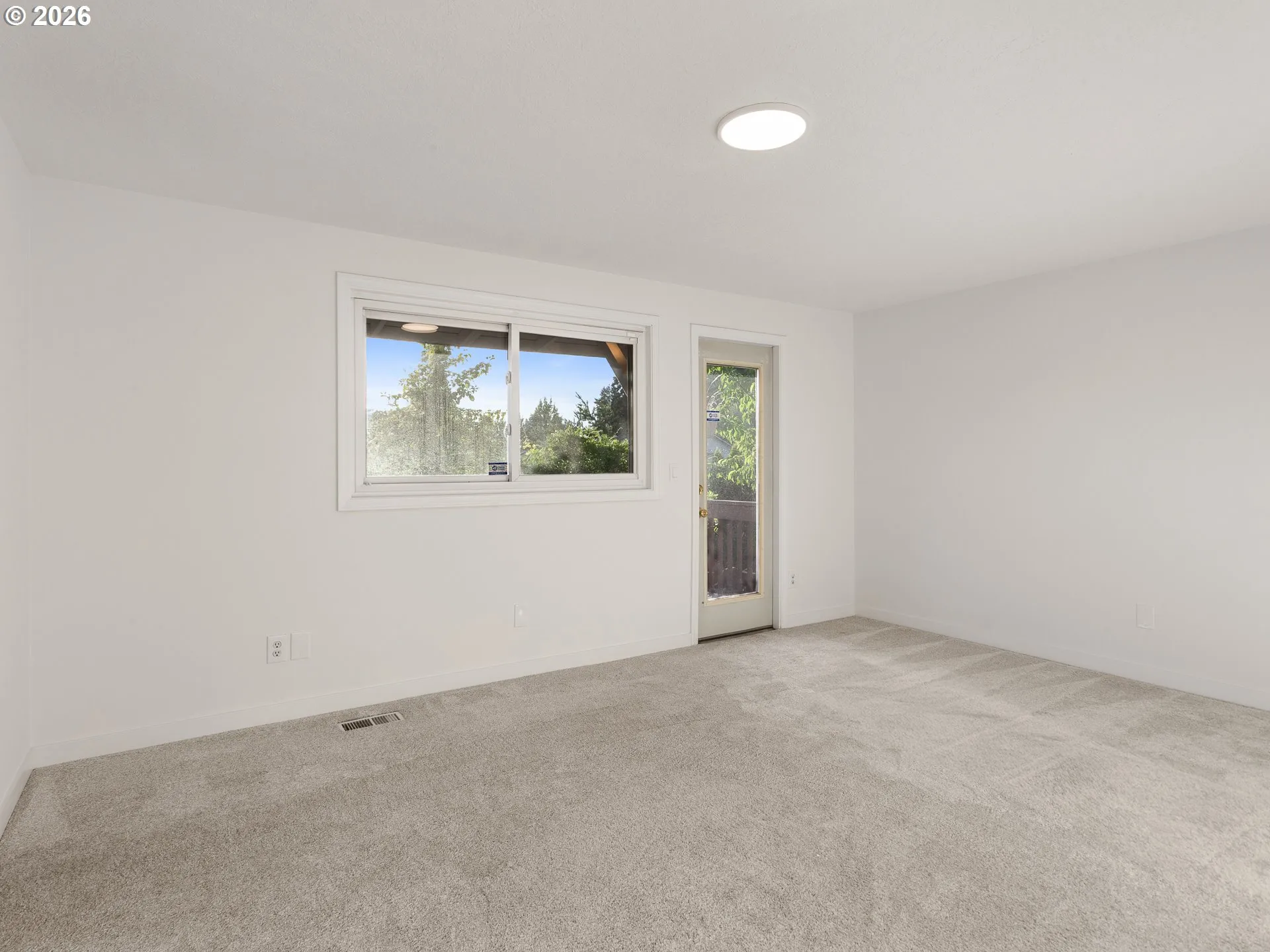 Bedroom, Primary-Upper
