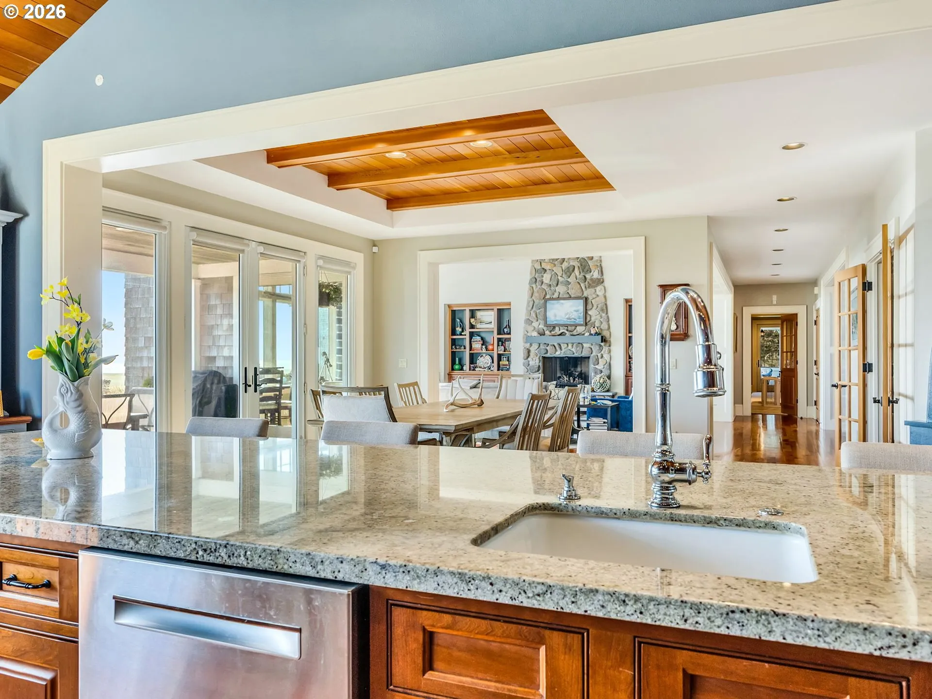 Kitchen-Island