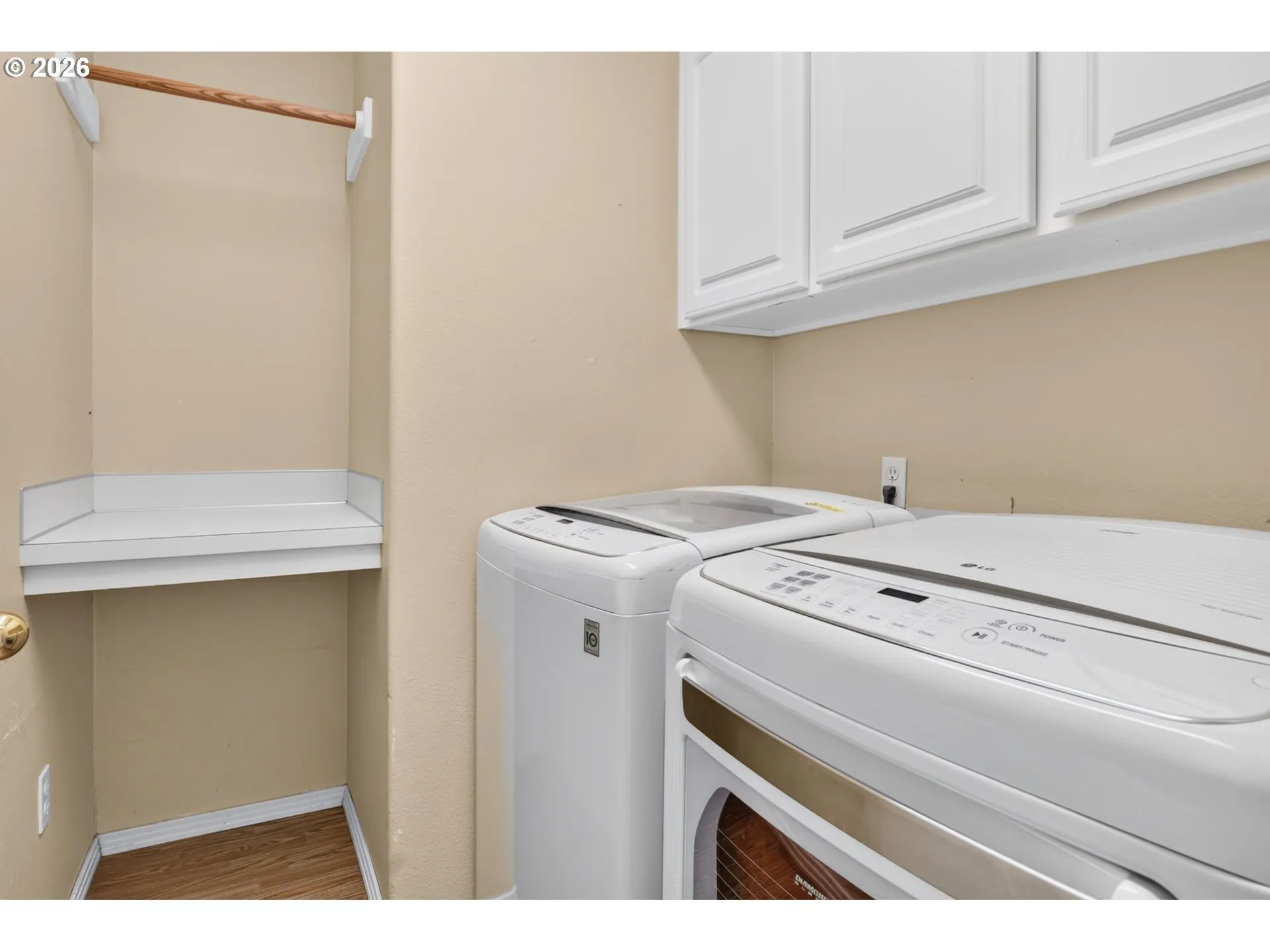 Laundry-Upper