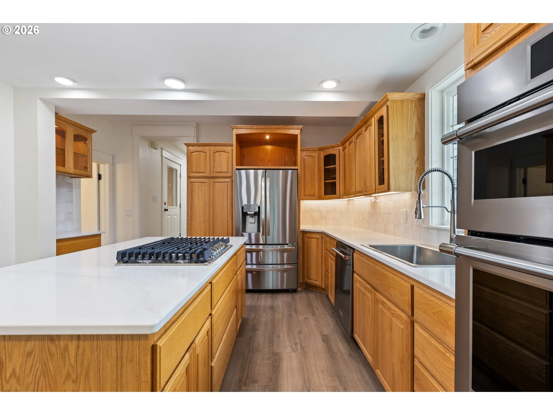 Kitchen-Cooking Island