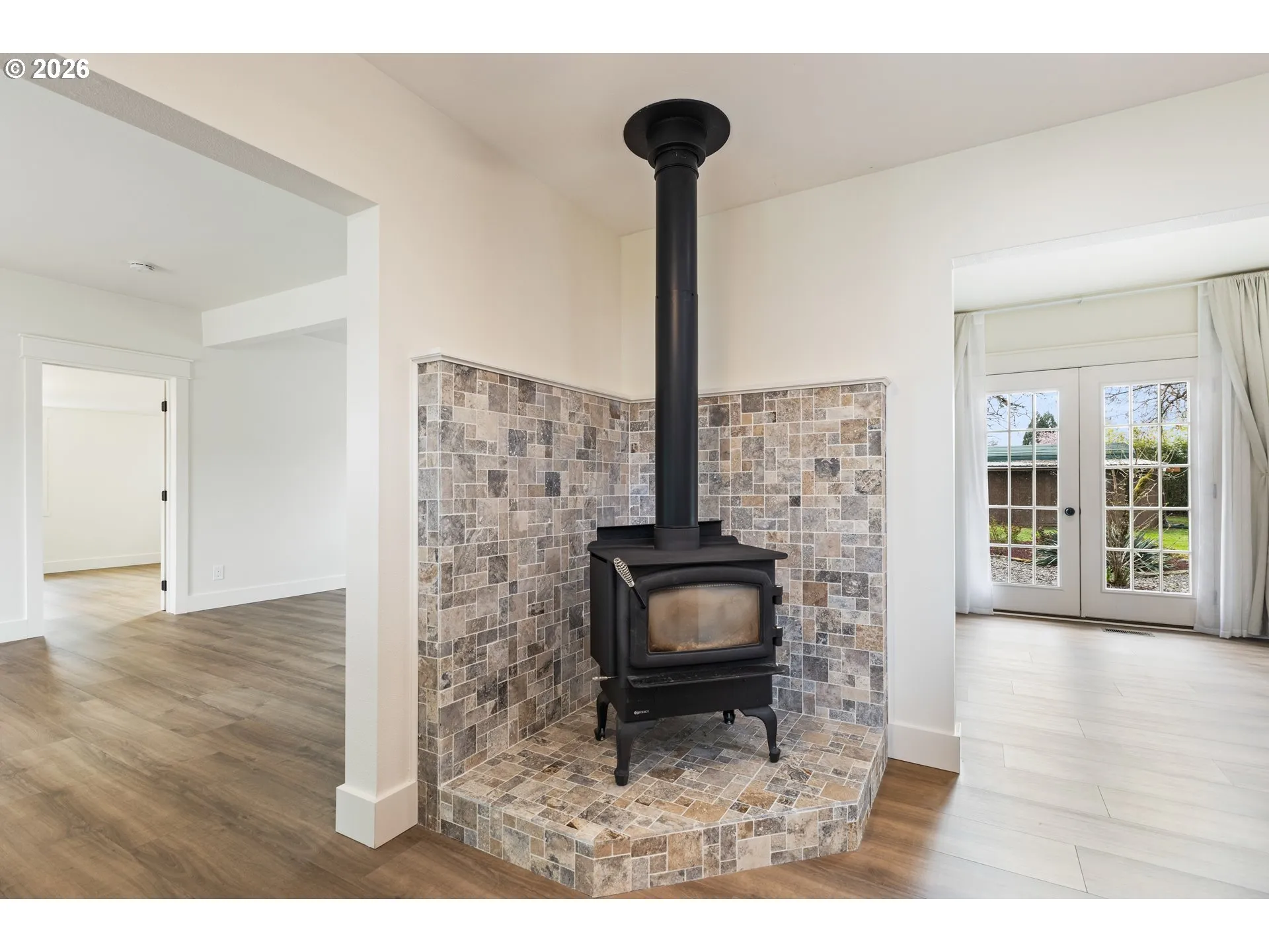 Fireplace Wood Burning Stove/Insert-Certified