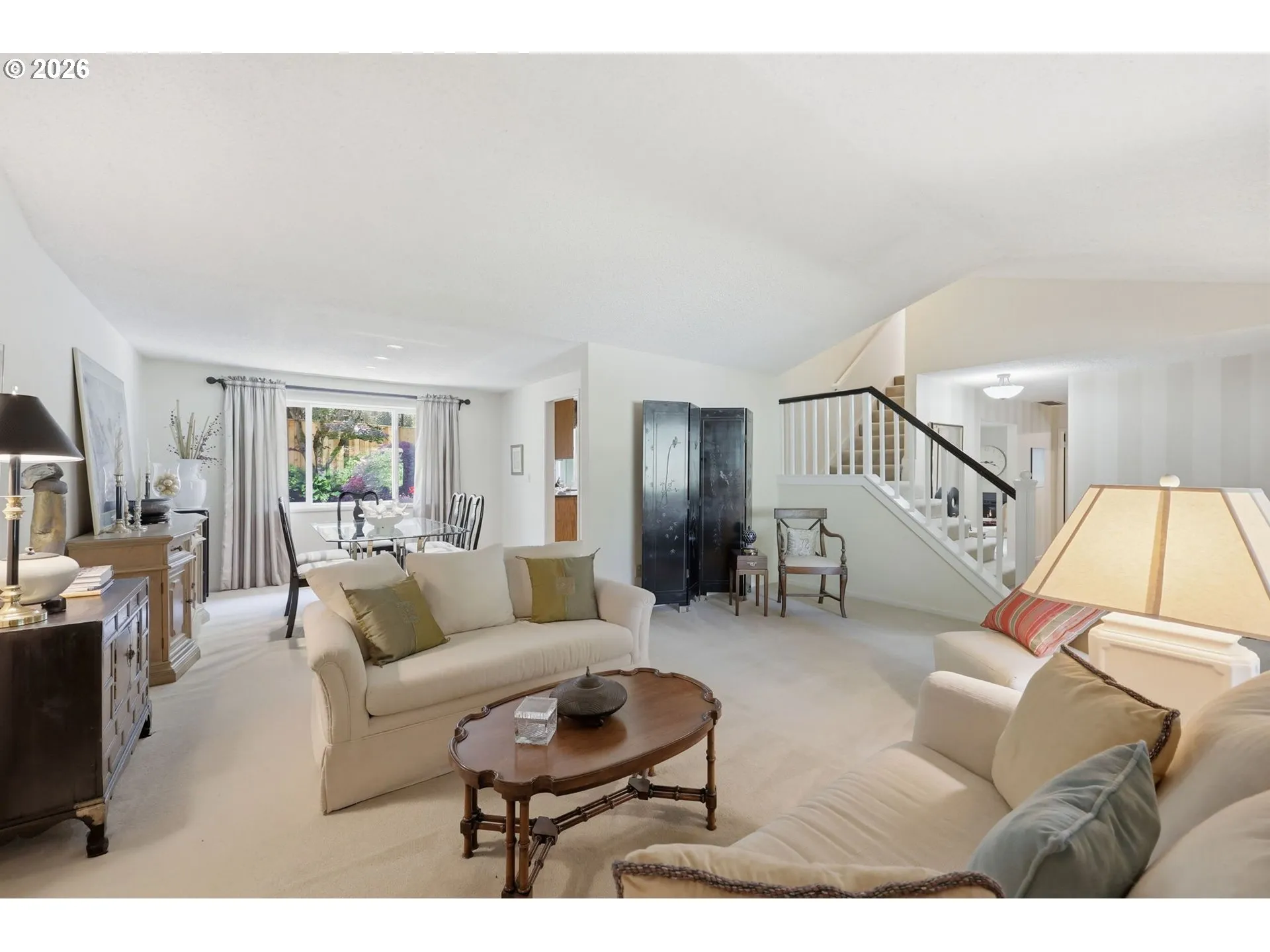 Living Room-Vaulted Ceilings
