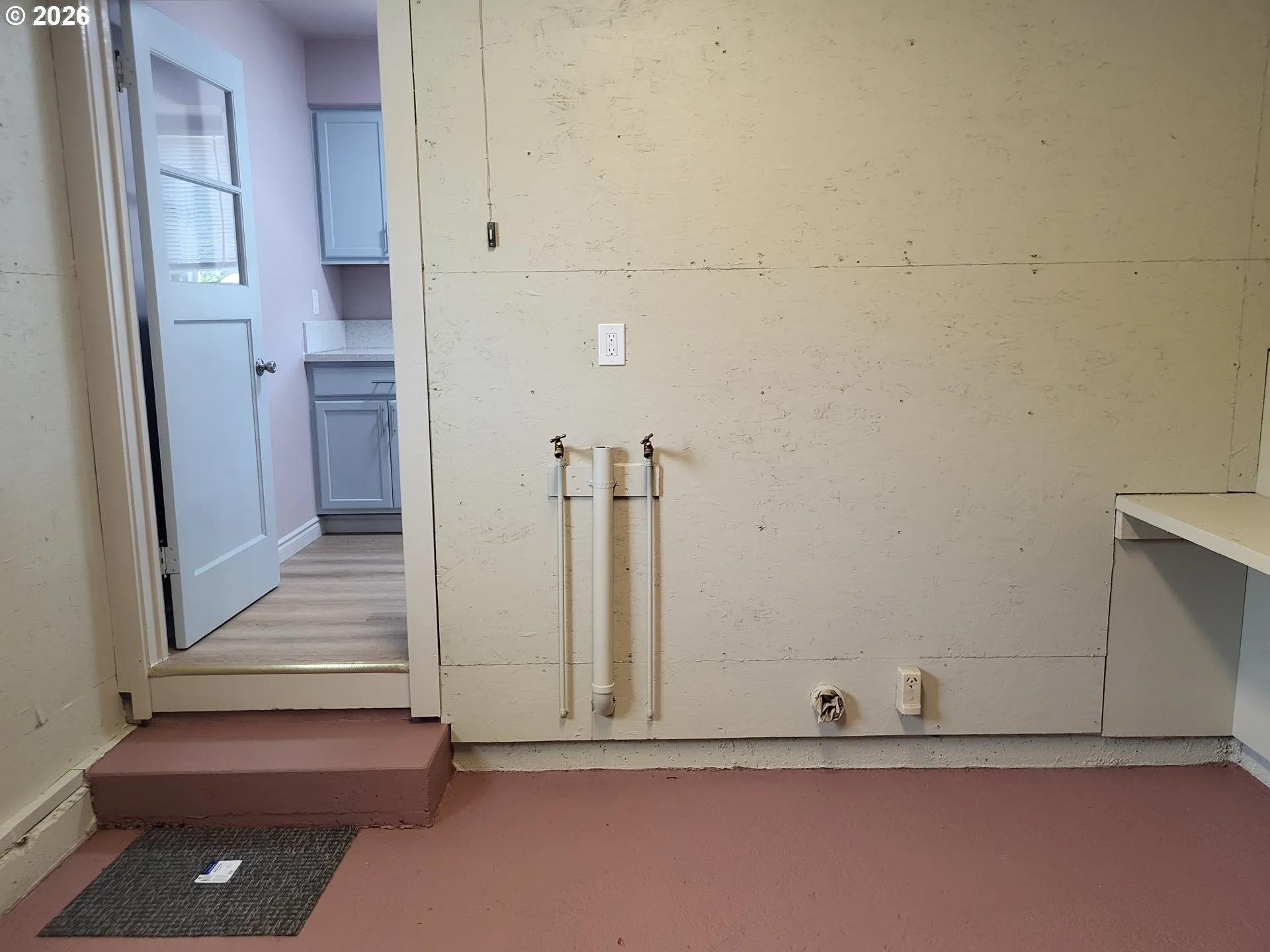 Laundry-Garage
