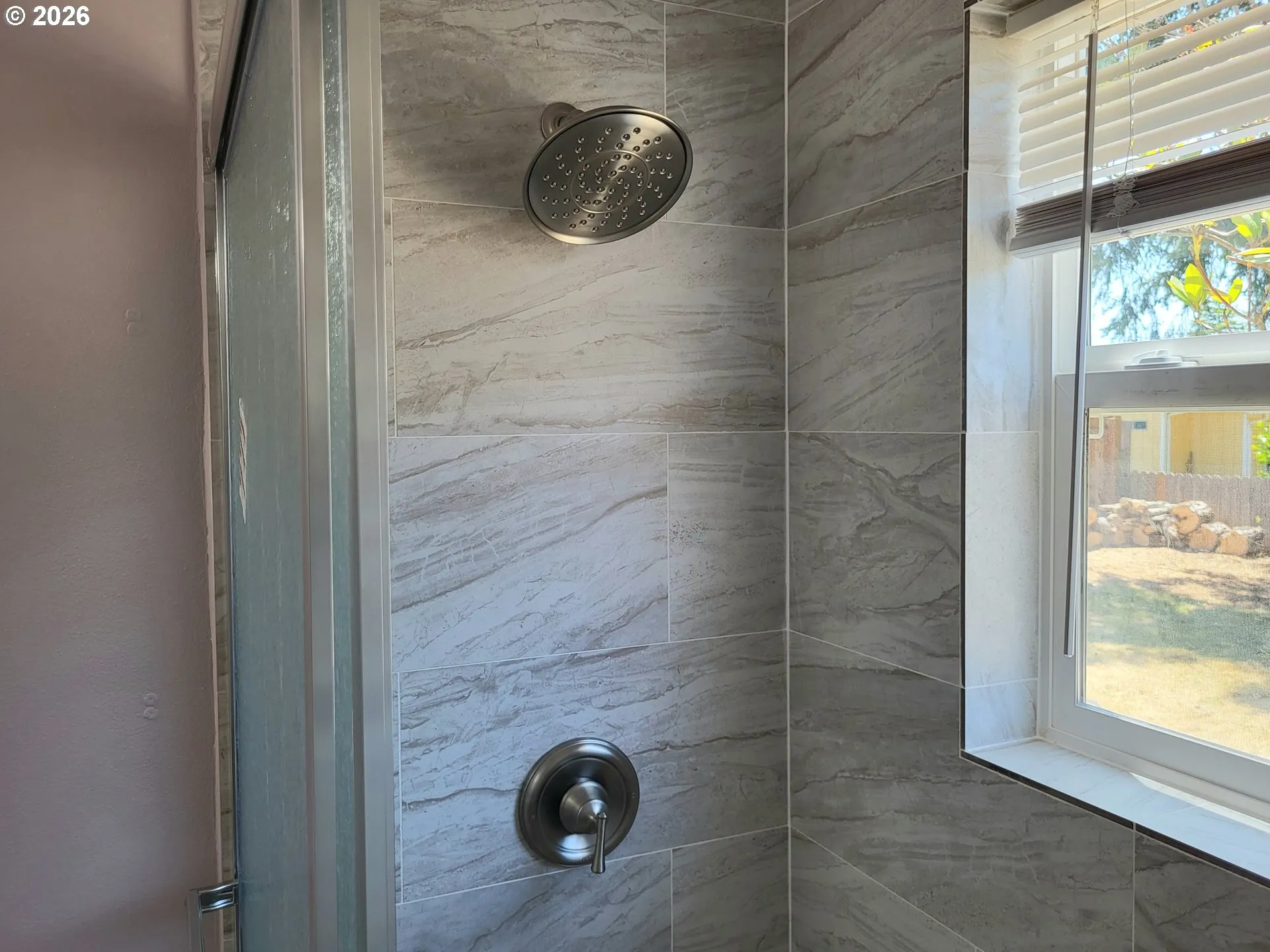 Bathroom-Walk in Shower