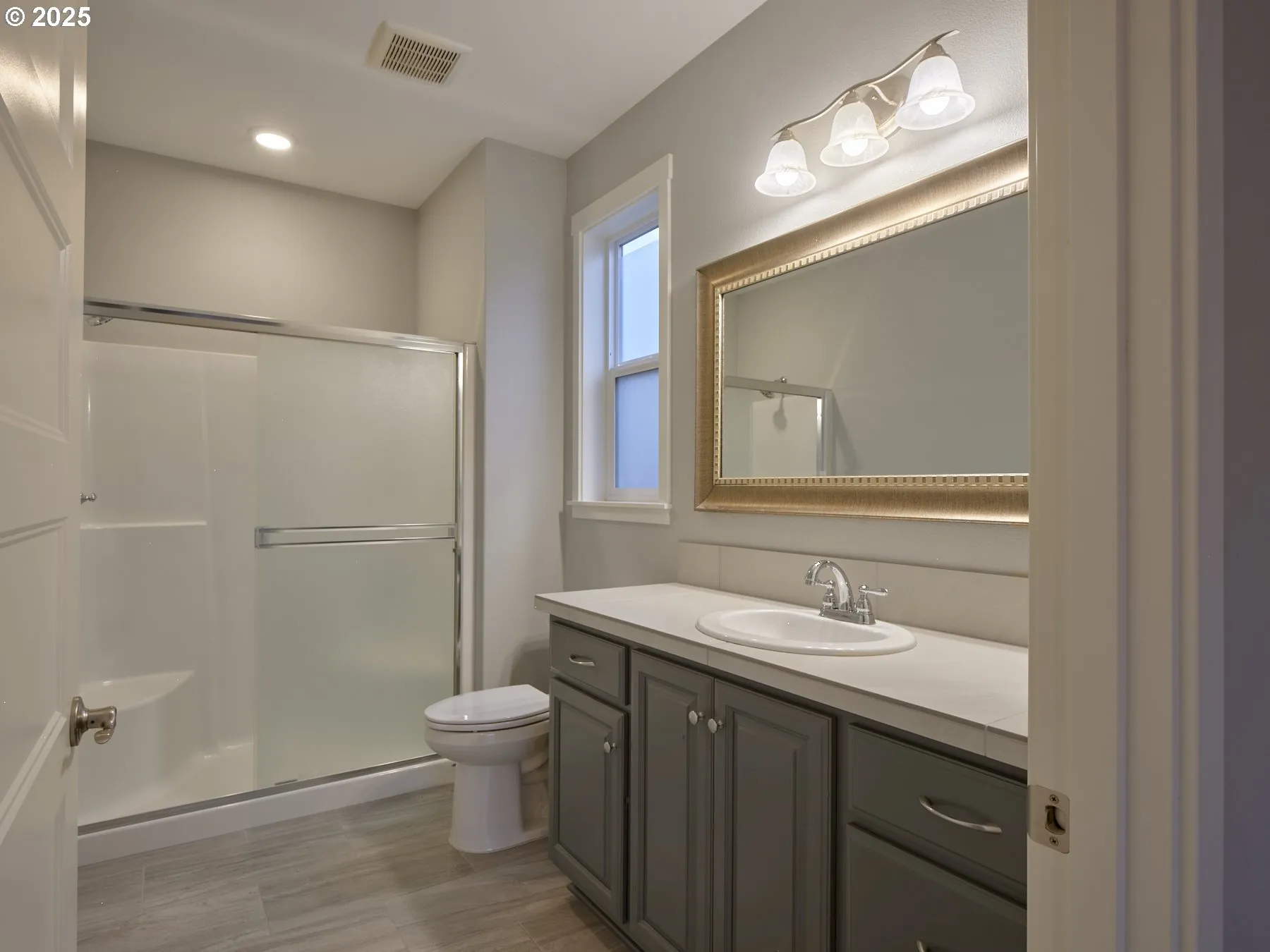 En Suite Bathroom