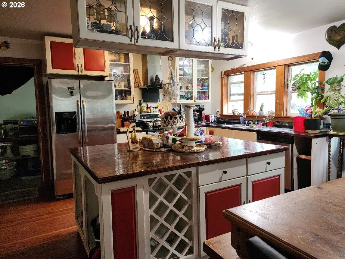 Kitchen-Island