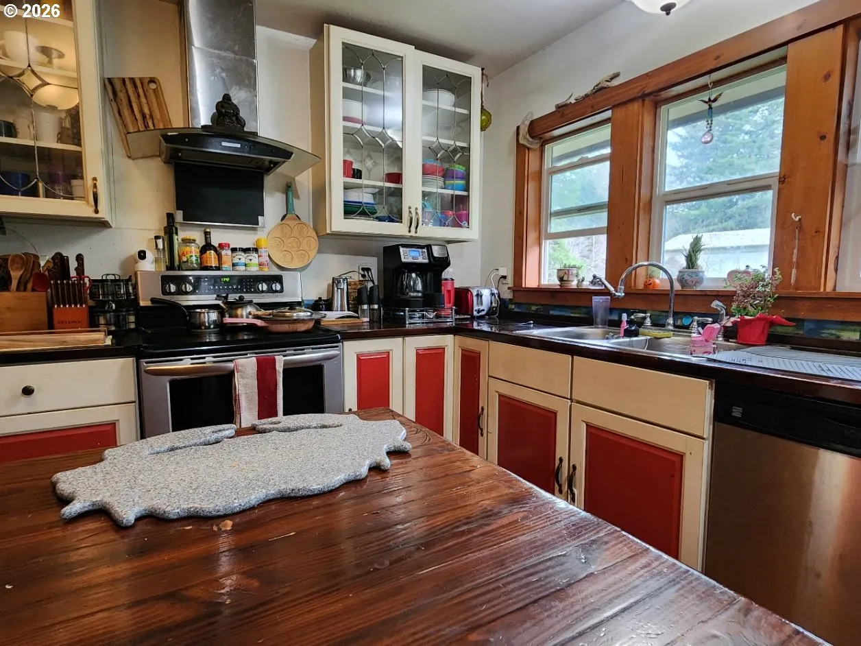 Kitchen-Oven
