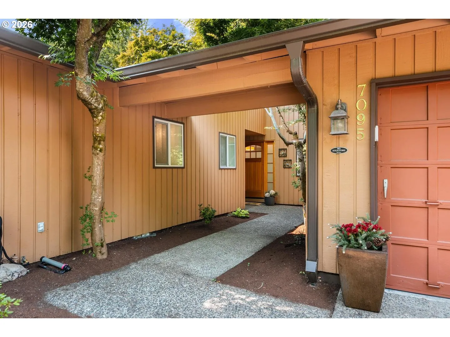 Entrance/Foyer