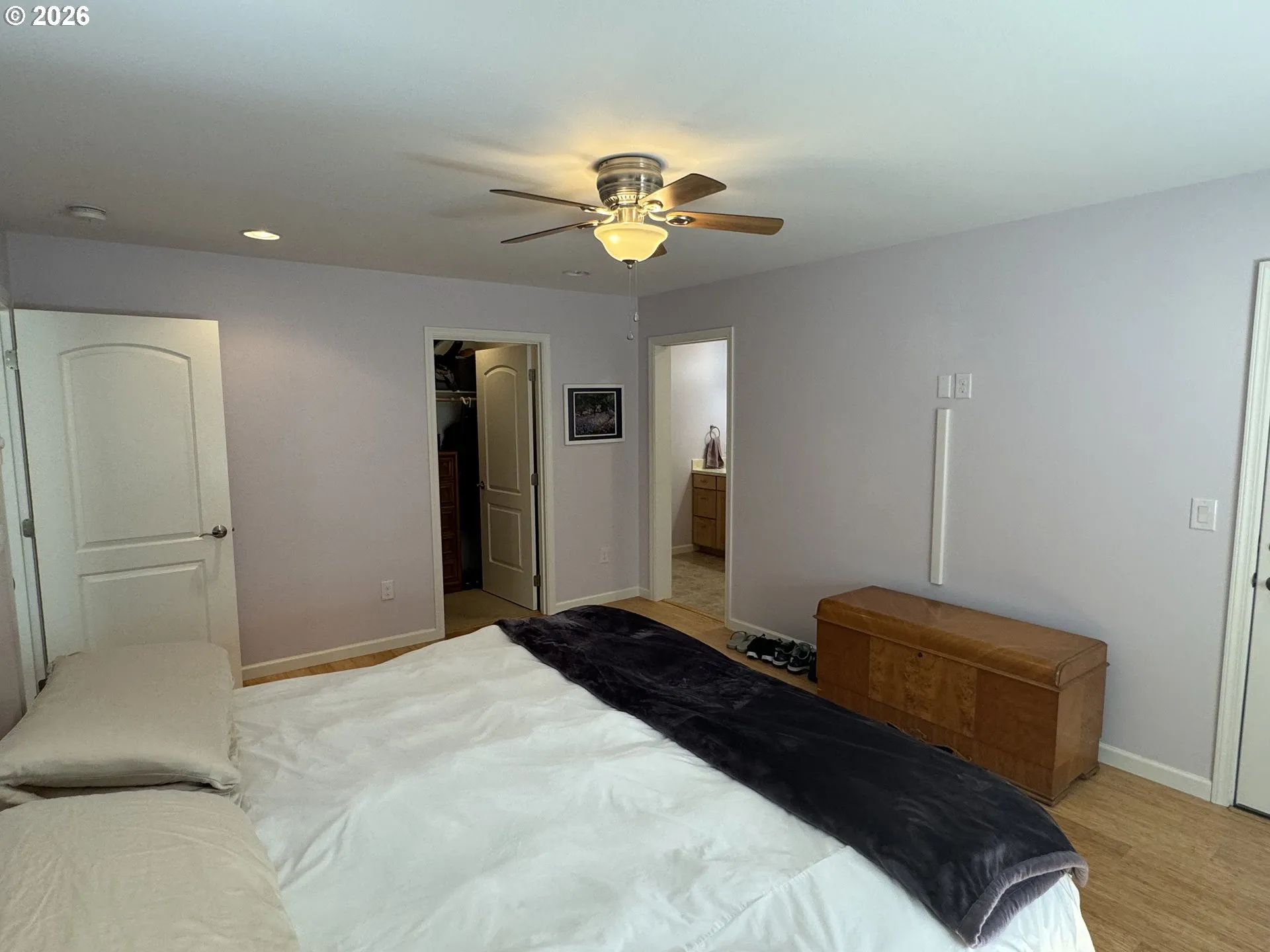 Bedroom, Primary