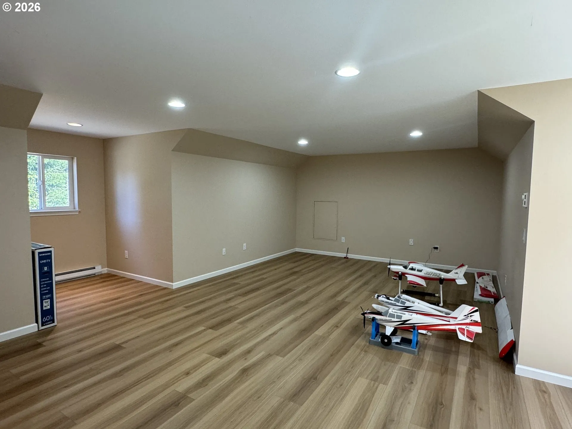 Bonus Room-Upper