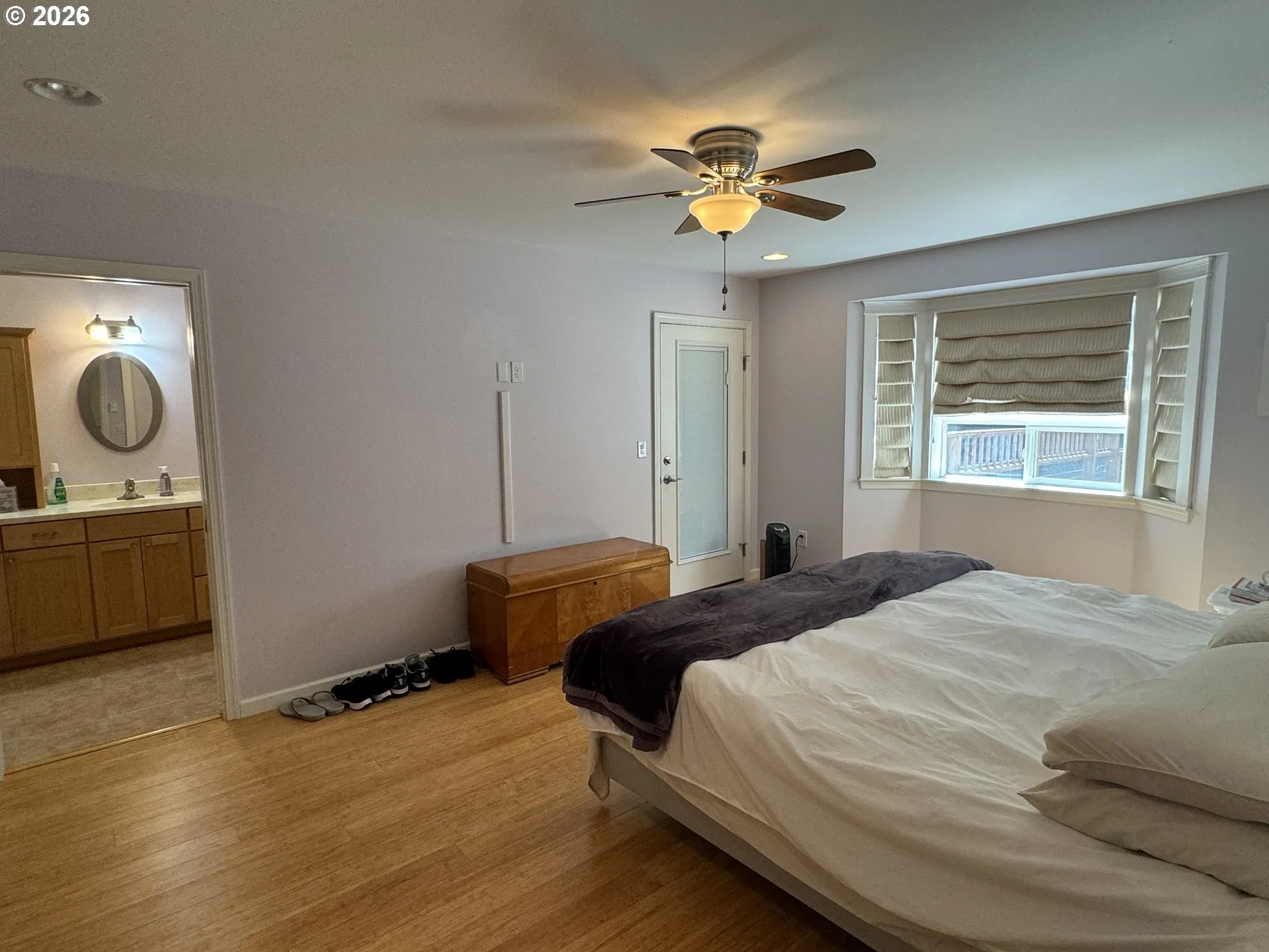 Bedroom, Primary