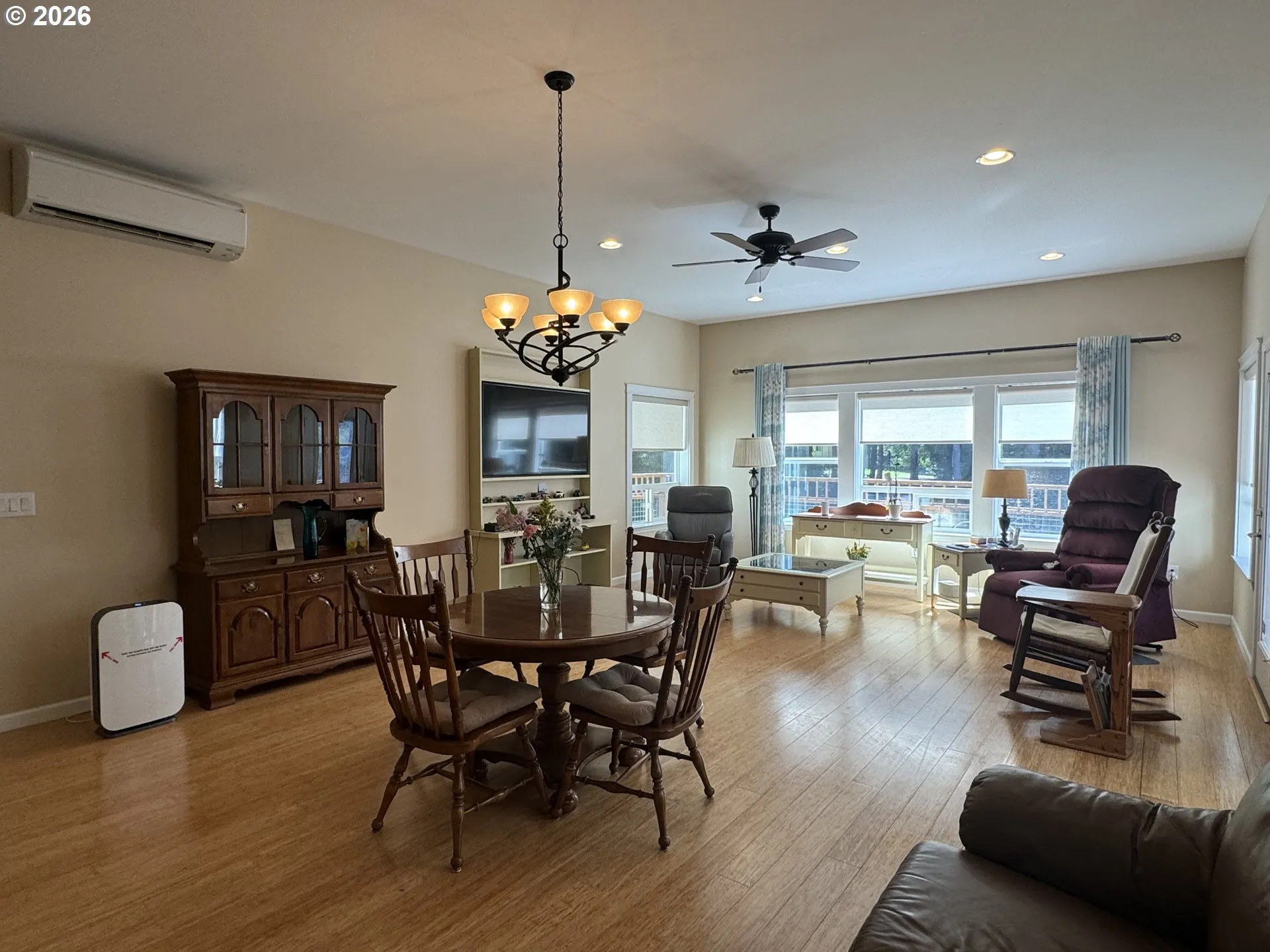 Living Room/Dining Room