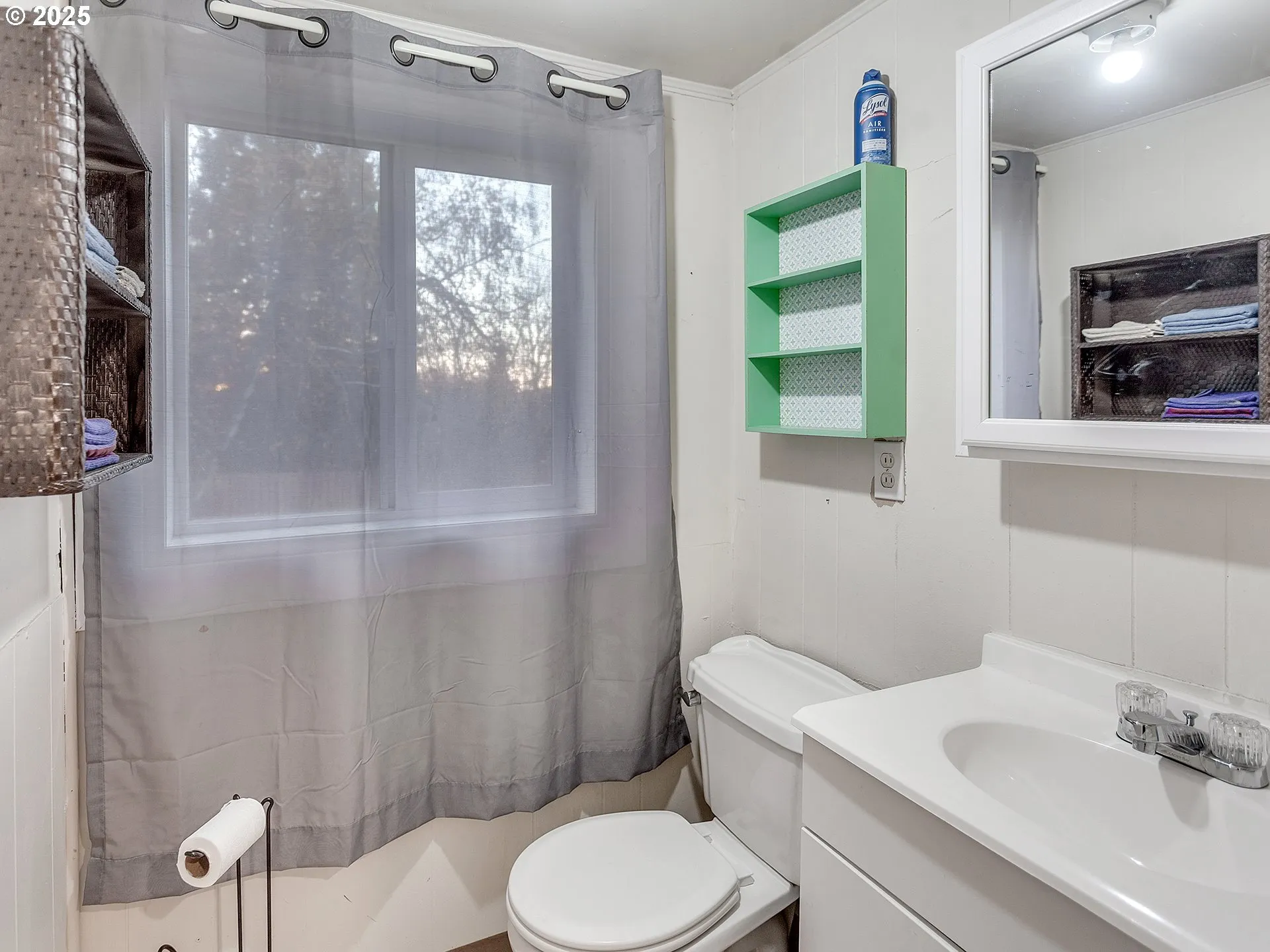 Upstairs Unit