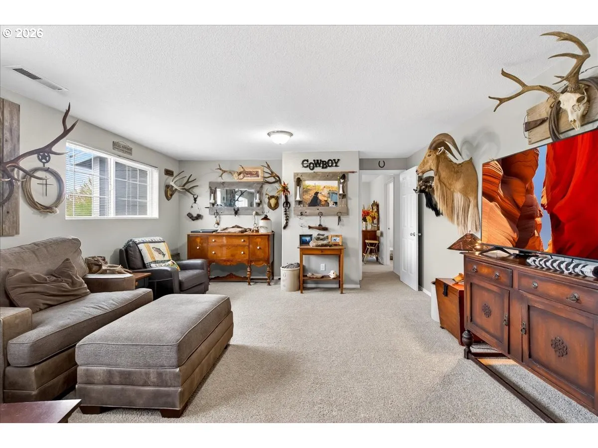 Bonus Room-Upper