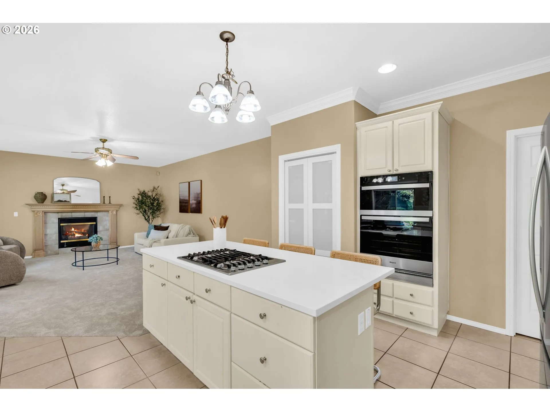 Kitchen-Cooking Island
