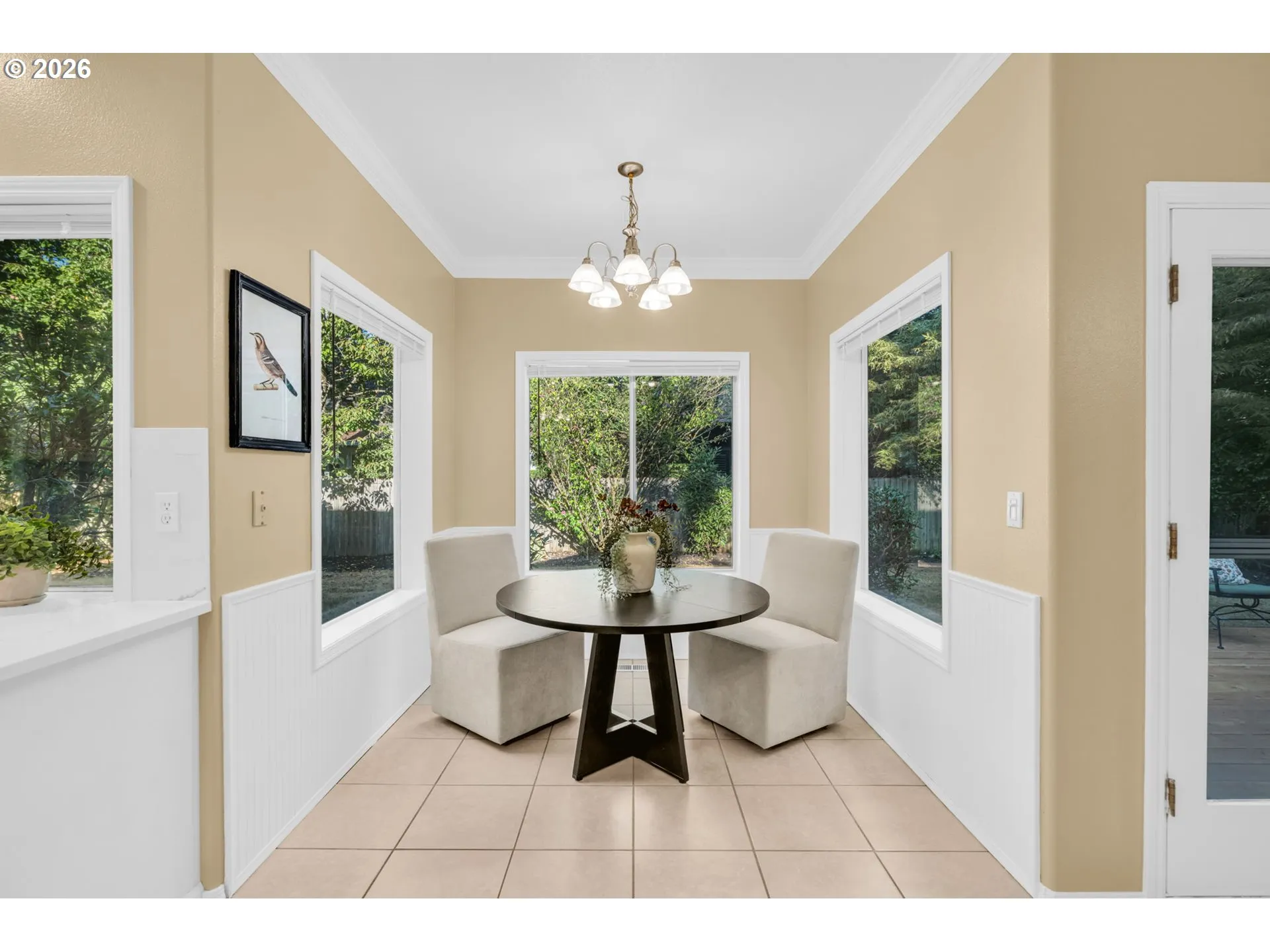 Kitchen-Eating Area