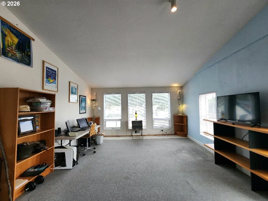 Upstairs Unit