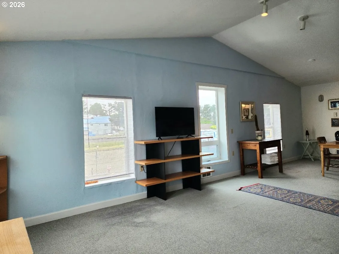 Upstairs Unit