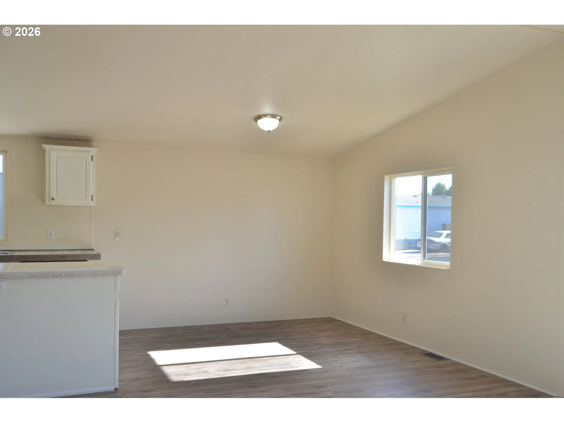 Dining Room-Vaulted Ceilings