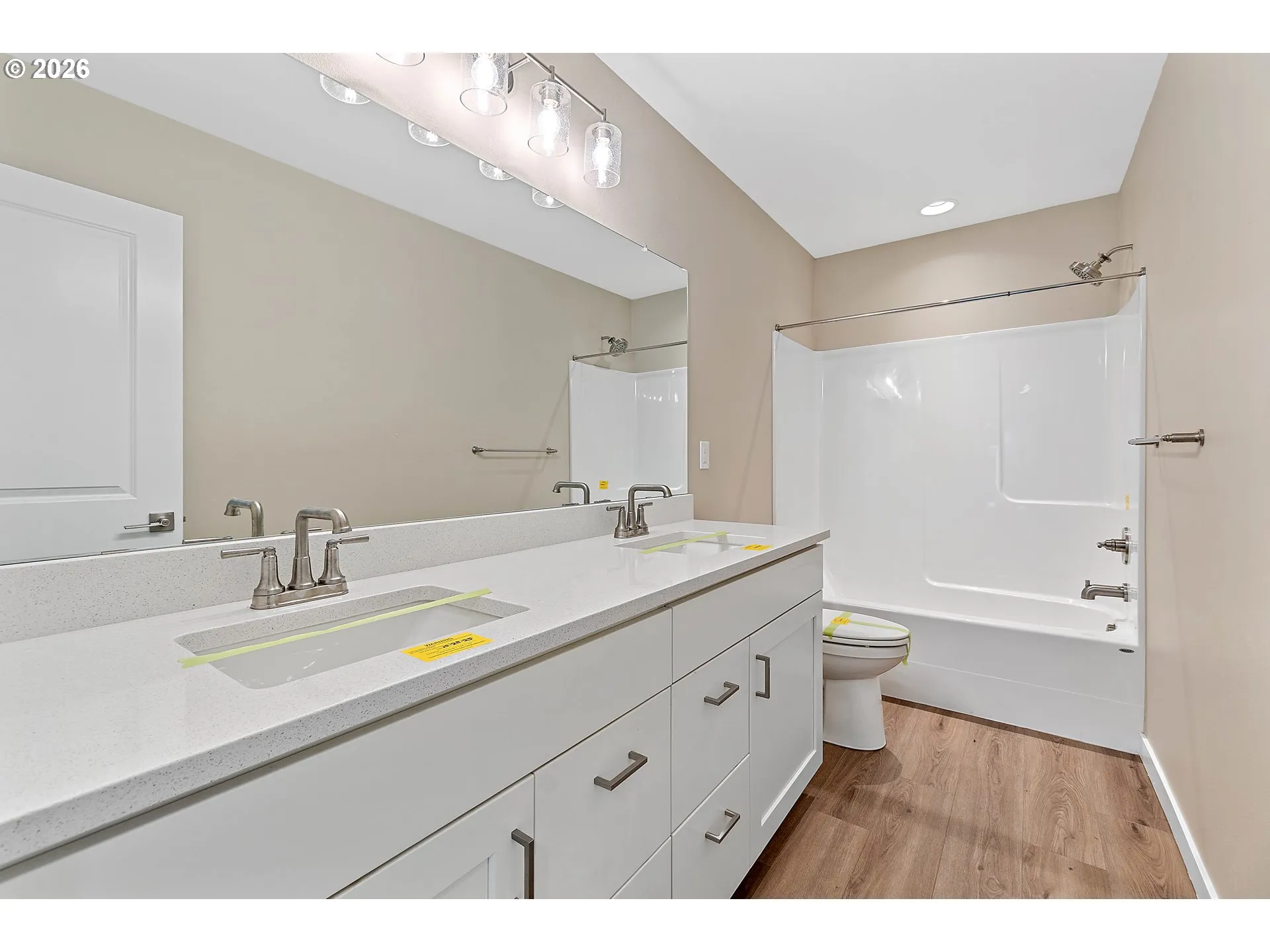 Bathroom-Upper