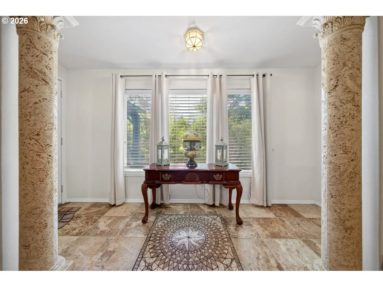 Entrance/Foyer