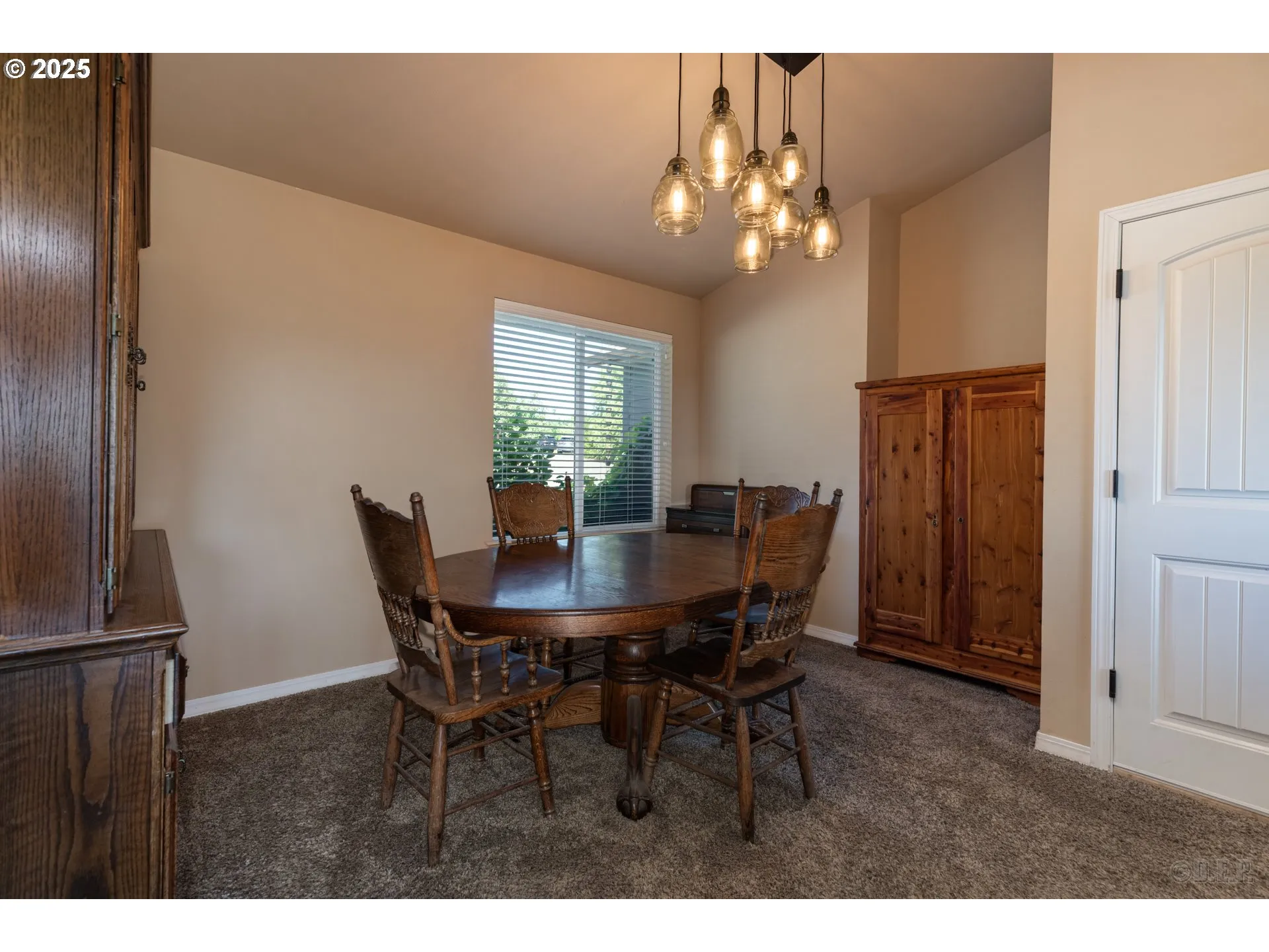 Dining Room-Formal