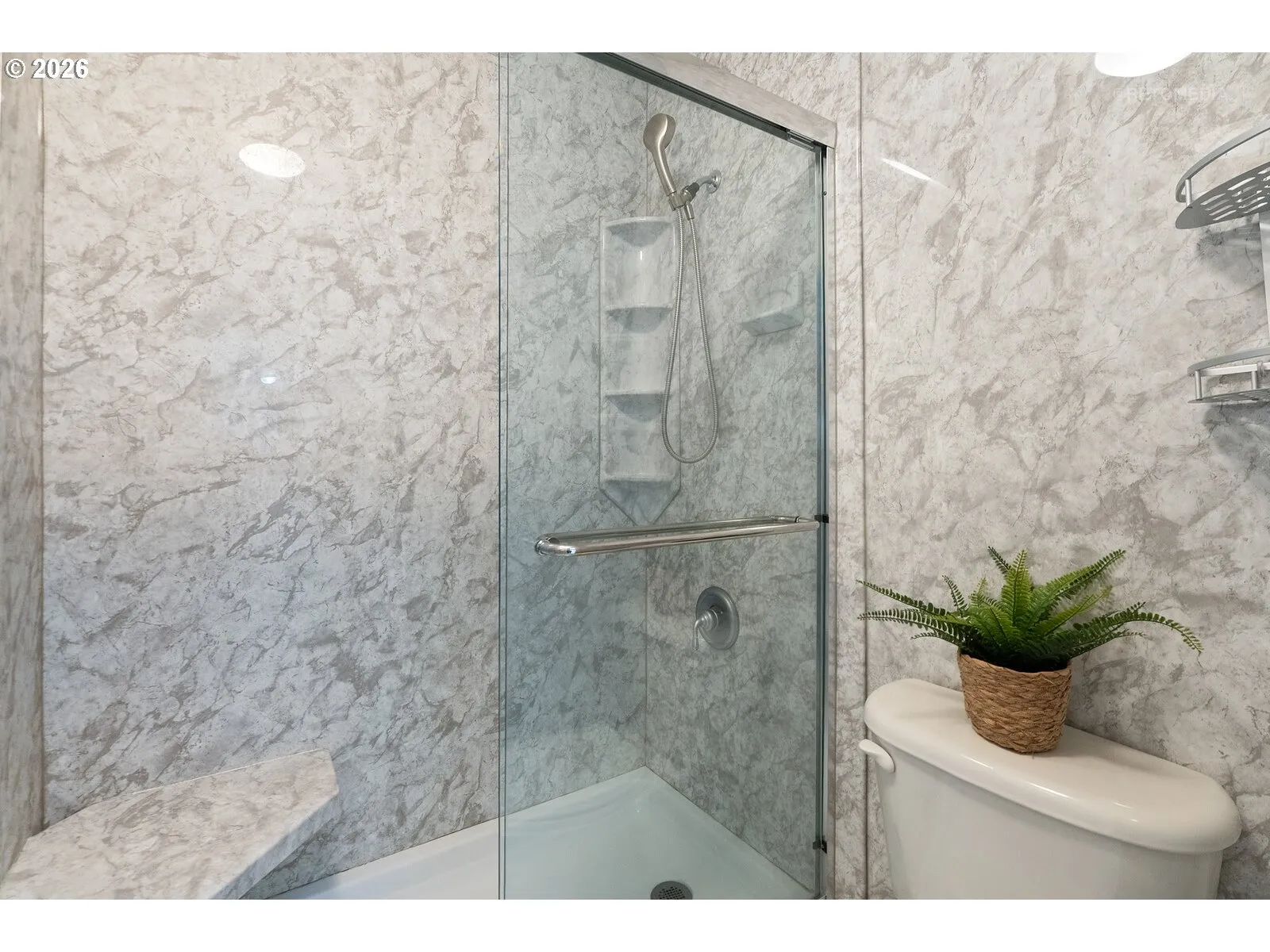 Bathroom-Upper