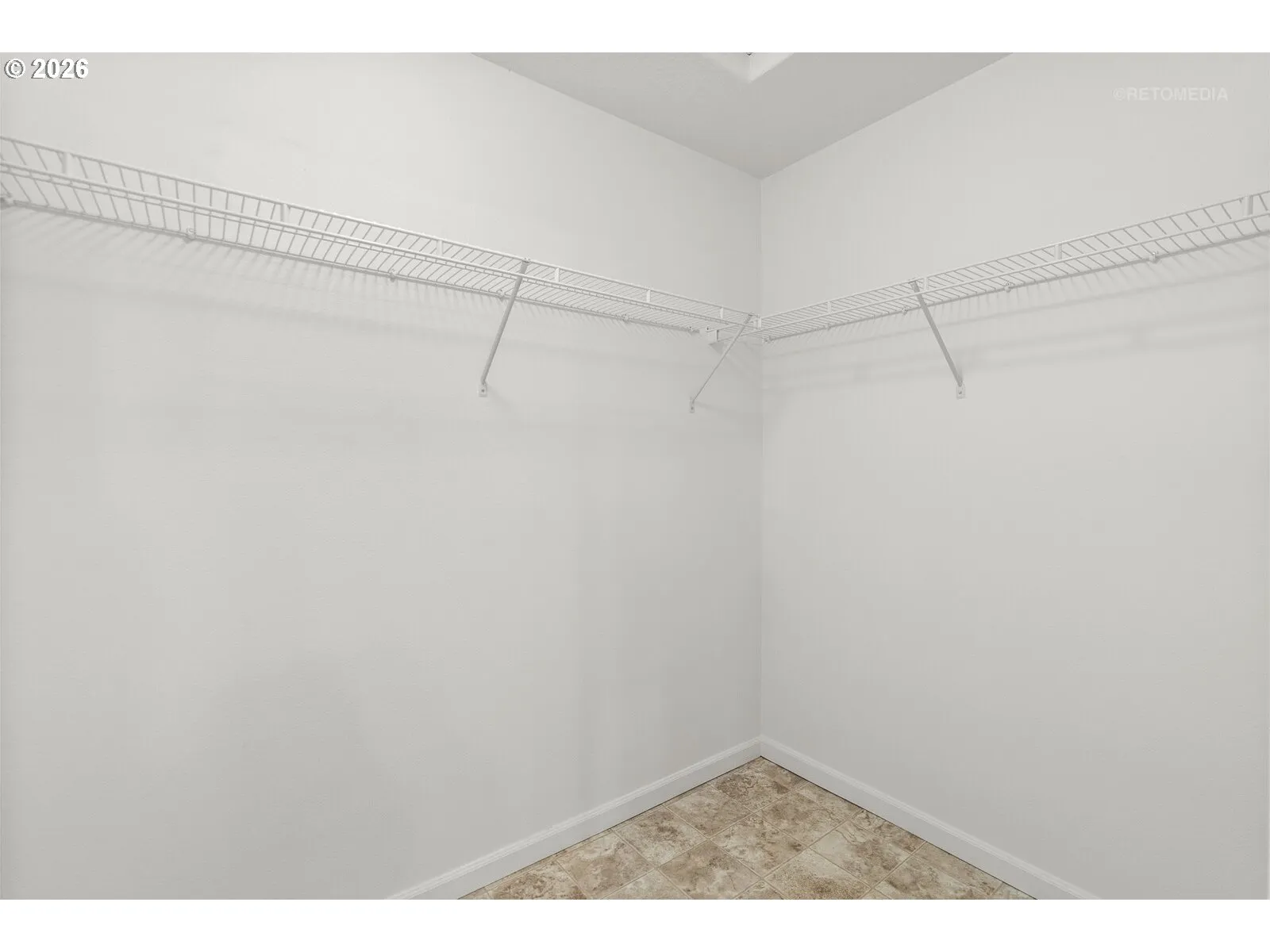 Bedroom, Owner's Suite-Walk-In Closet