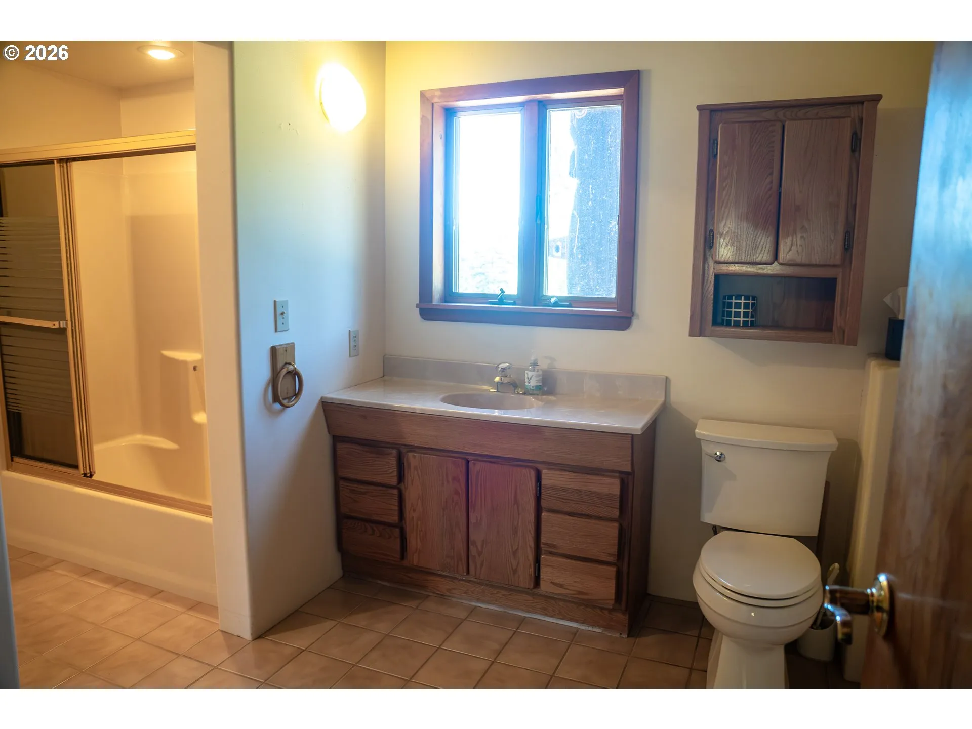 Bathroom, Attached