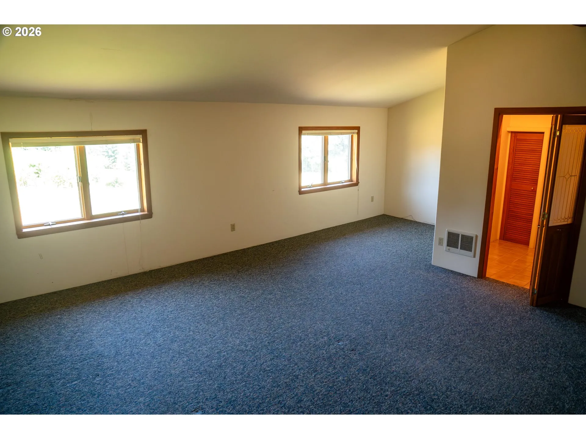 Bedroom, Primary-Upper