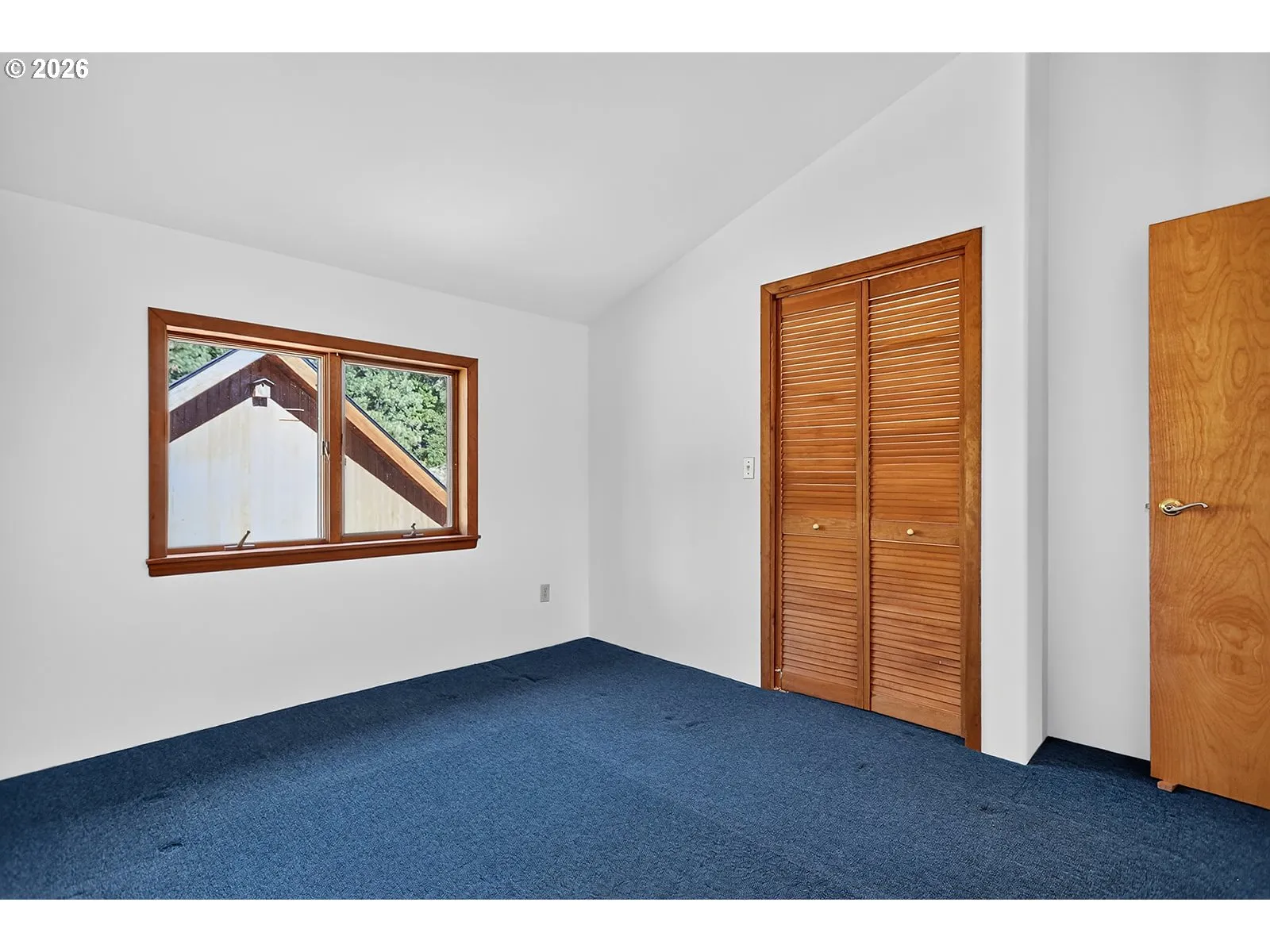 Primary Bedroom-Upper