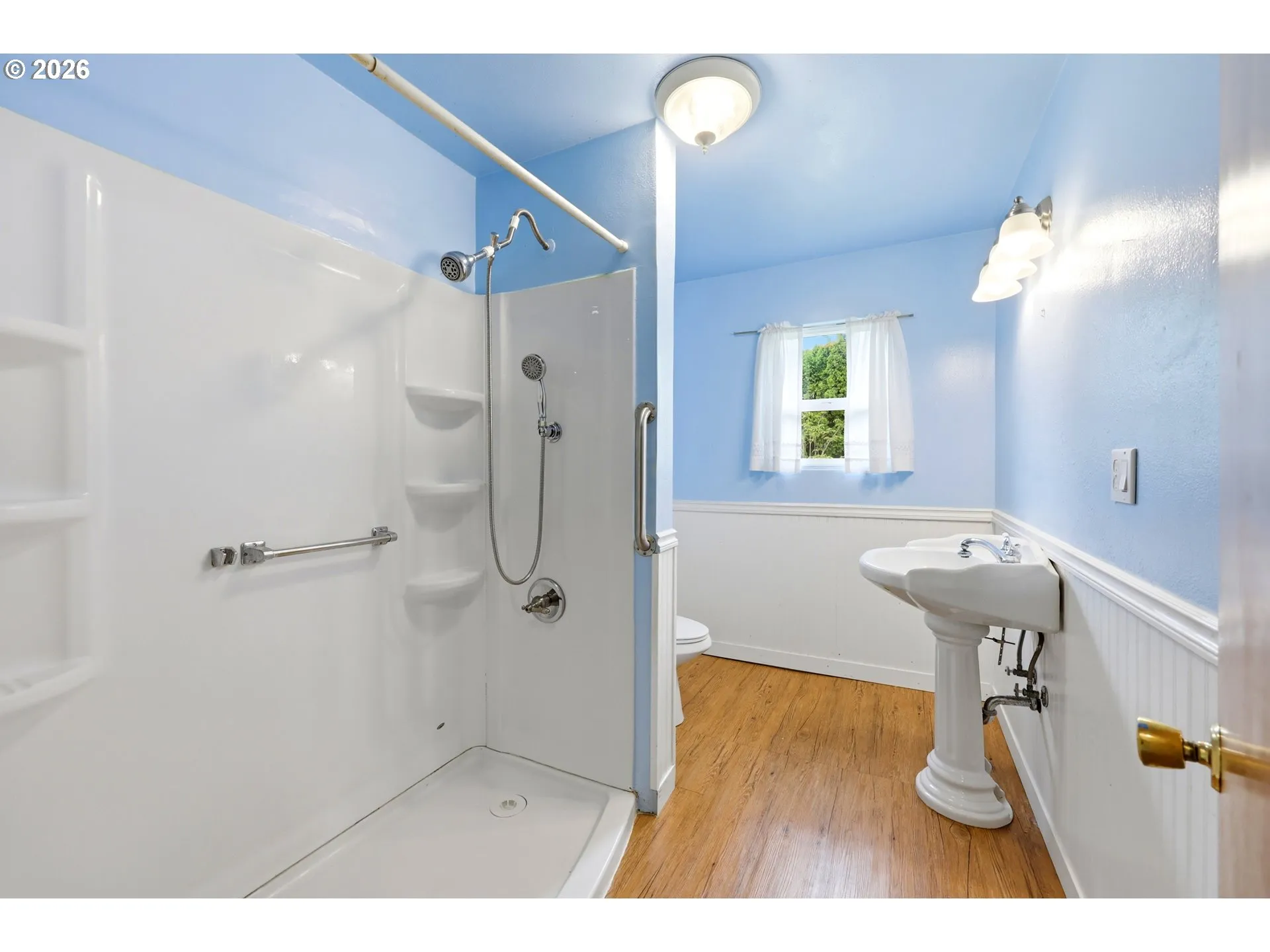 Bathroom-Hall