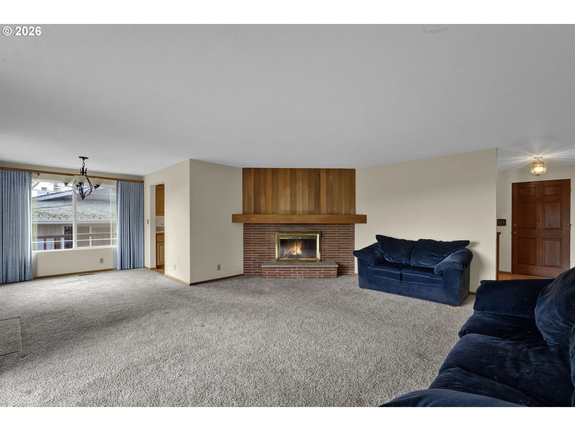 Living Room/Dining Room