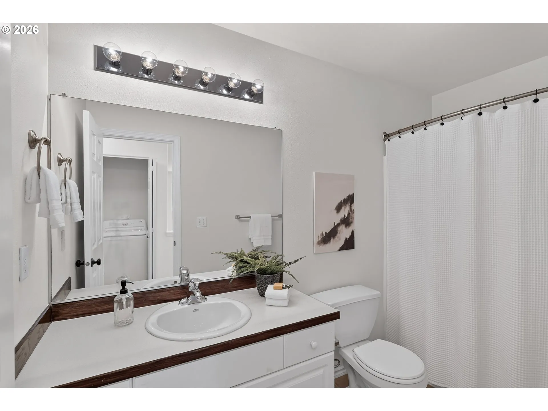 Bathroom-Hall