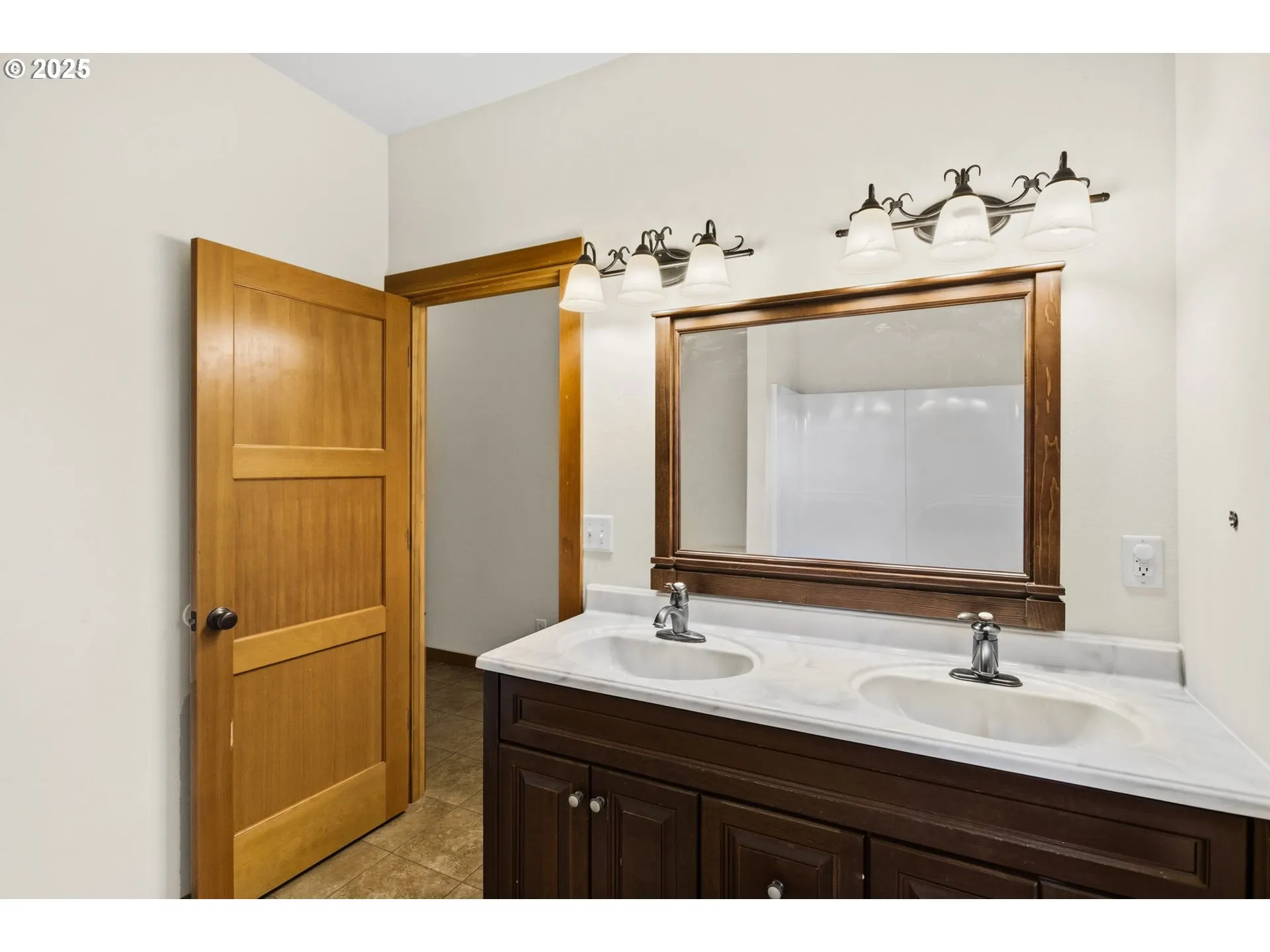 Bathroom-Double Sinks