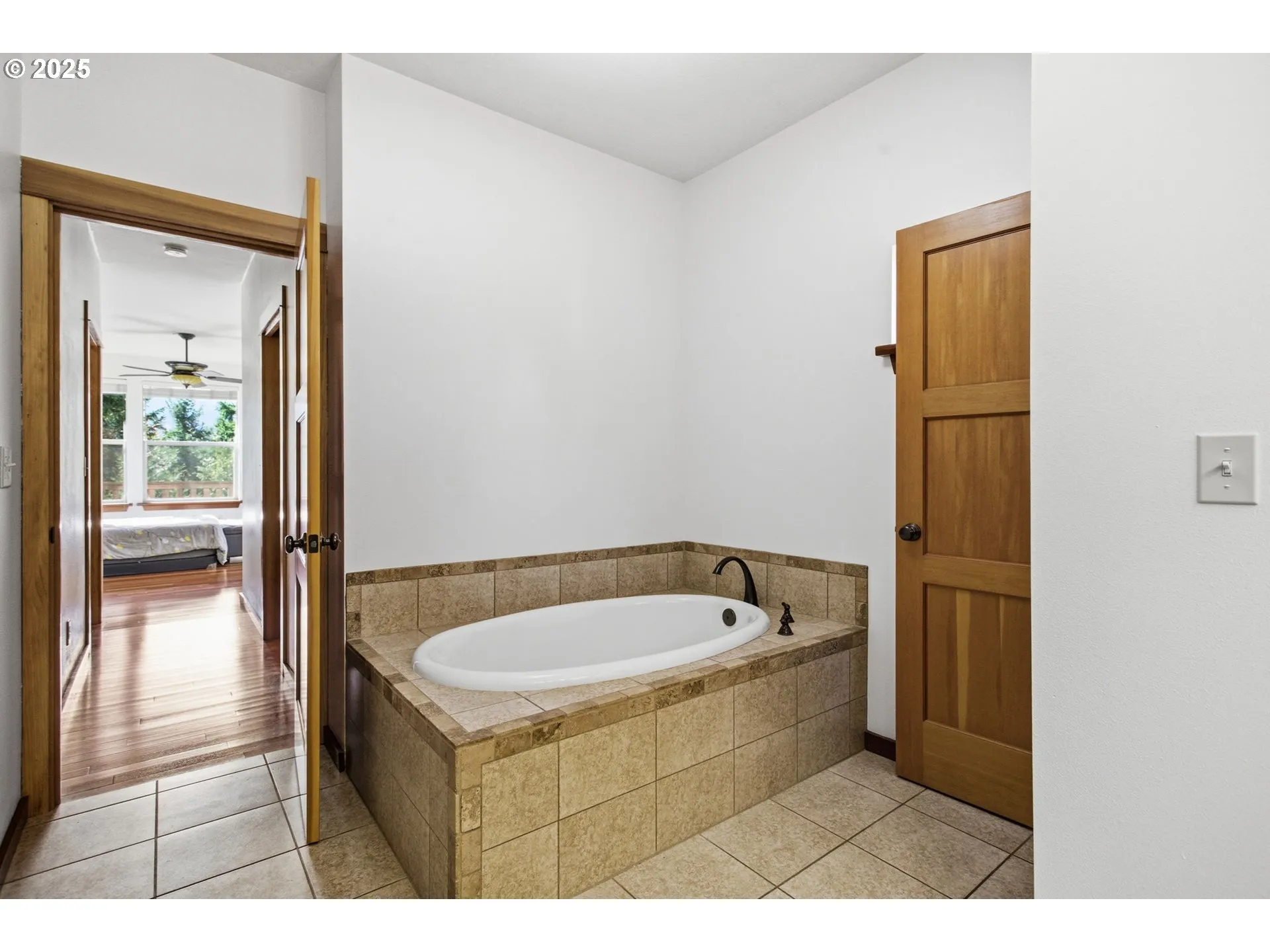 Owner's Suite Bathroom-Full Bathroom