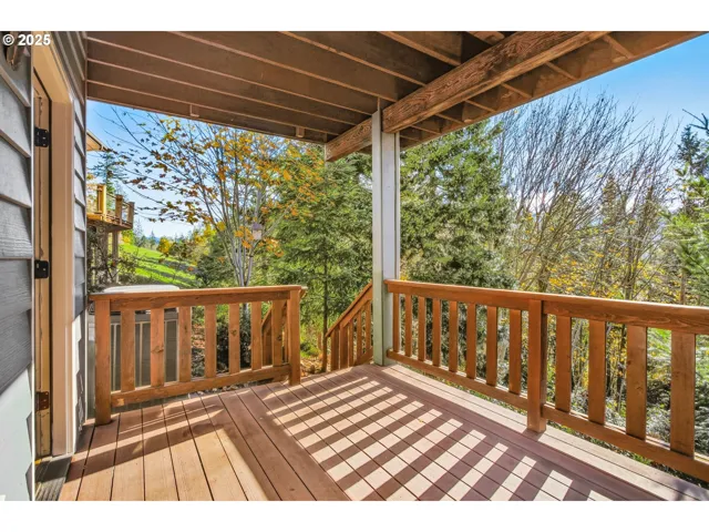 Deck-Lower