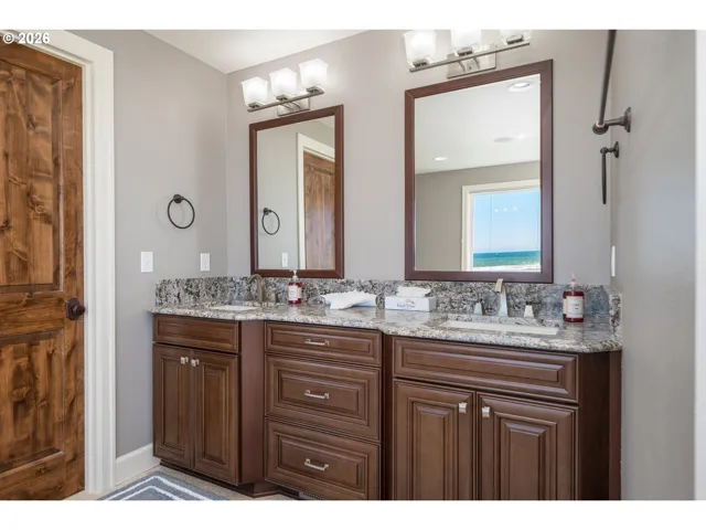 En Suite Bathroom