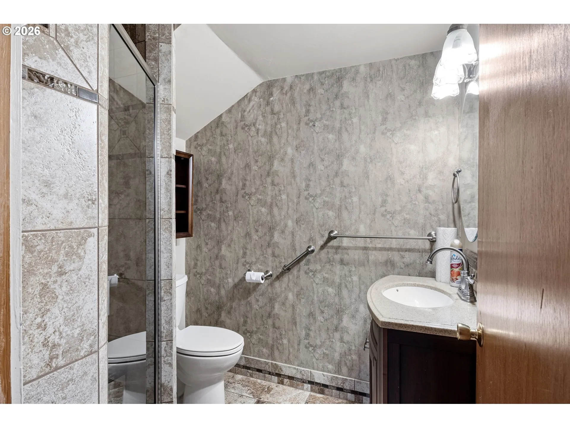 Bathroom-Lower
