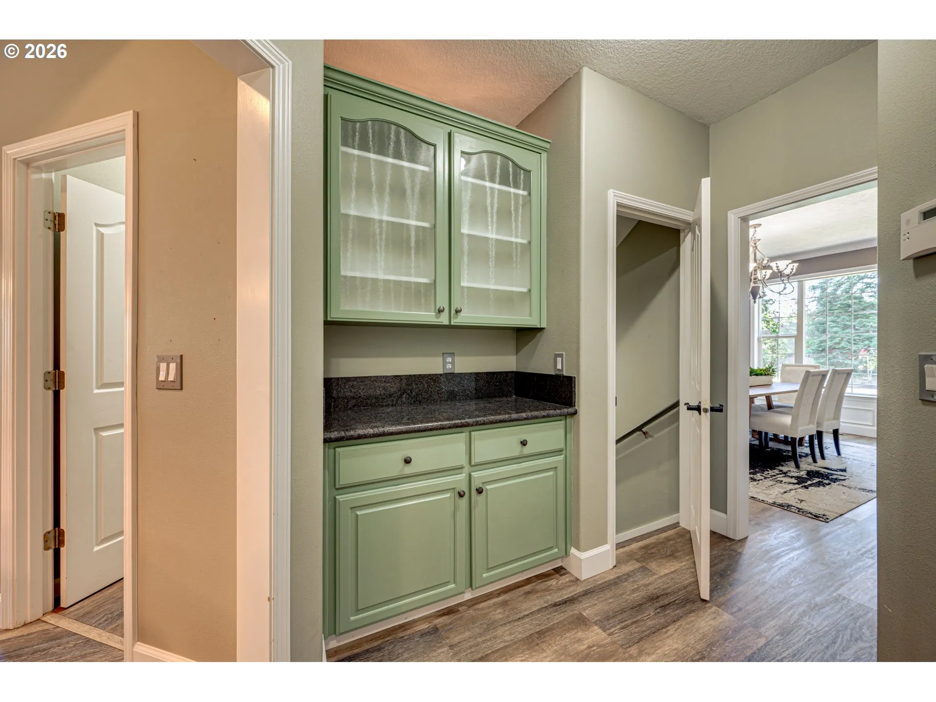 Butler's Pantry-Main