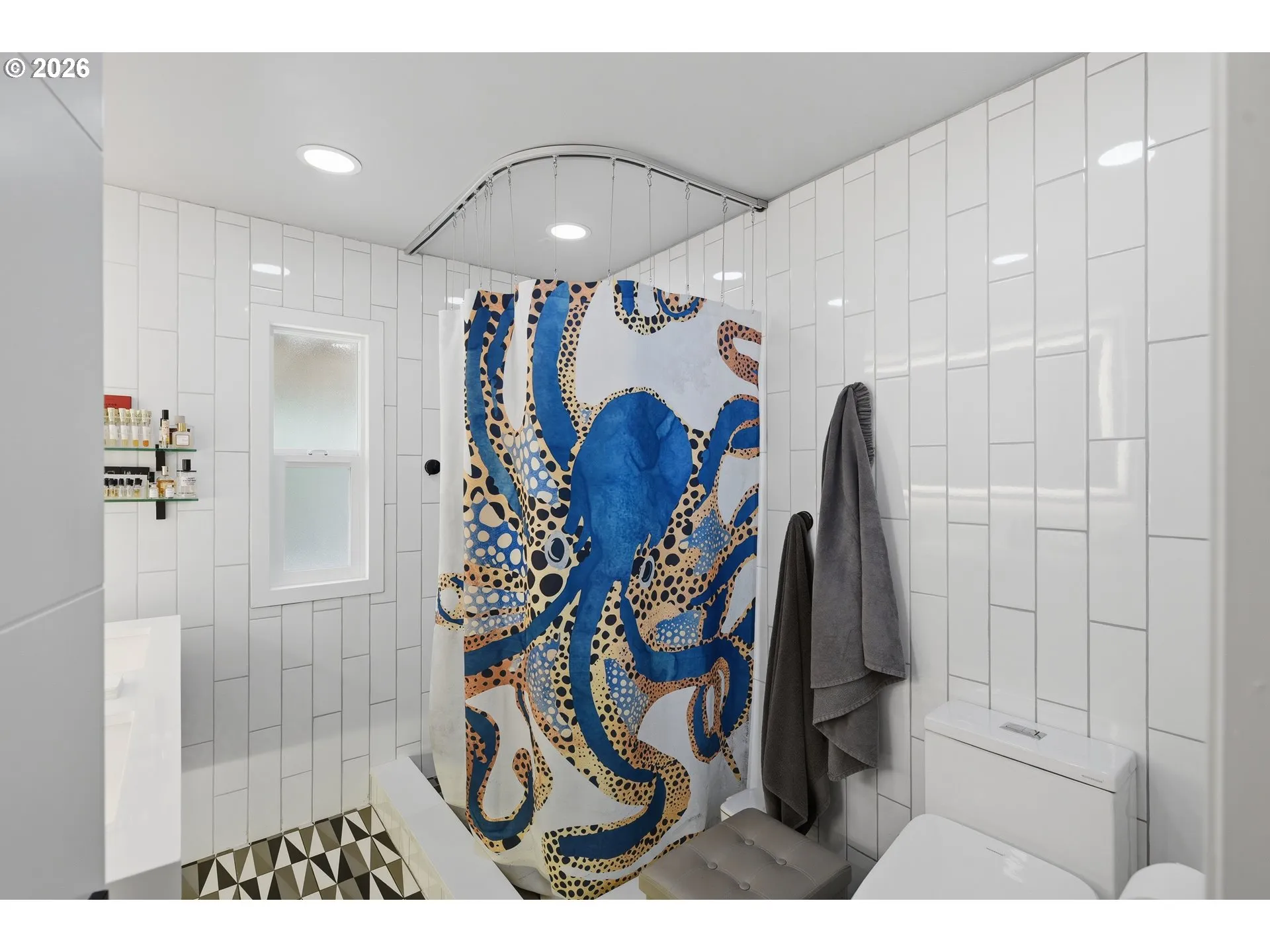 Bathroom-Hall