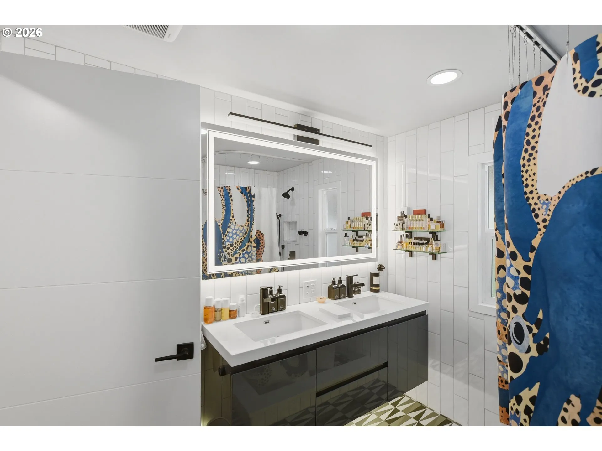 Bathroom-Double Sinks