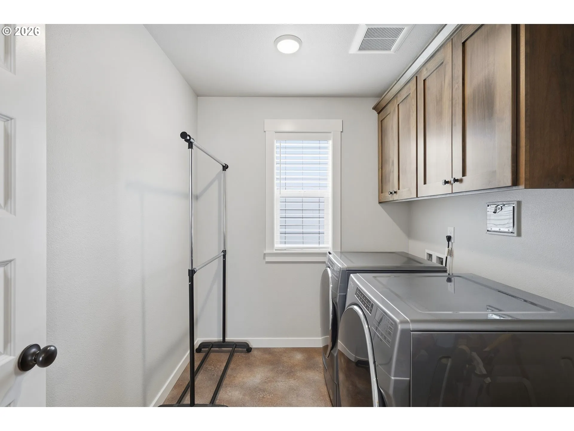 Laundry-Upper